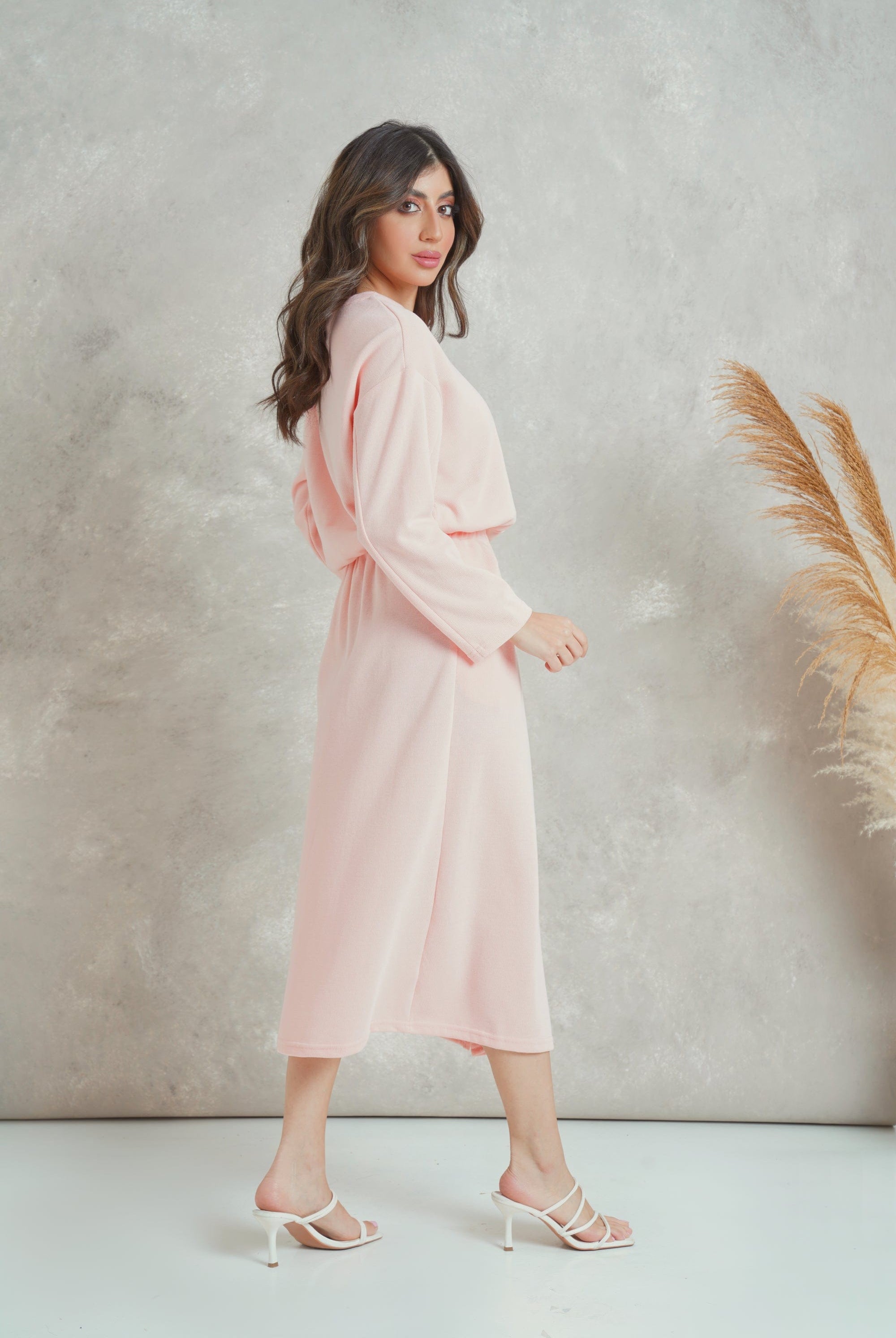 ميكا بلوزة قطنية أوفر سايز برقبة دائرية كم طويل نسائي