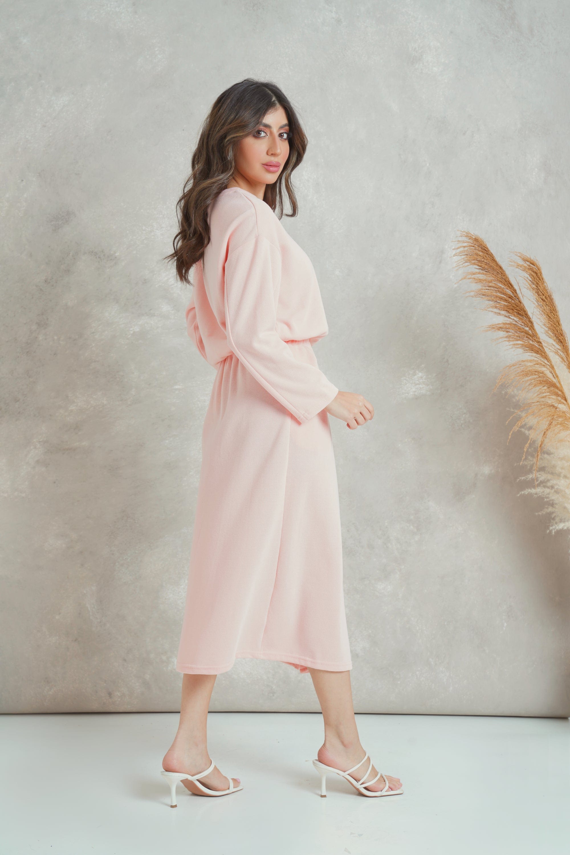 ميكا بلوزة قطنية أوفر سايز برقبة دائرية كم طويل نسائي