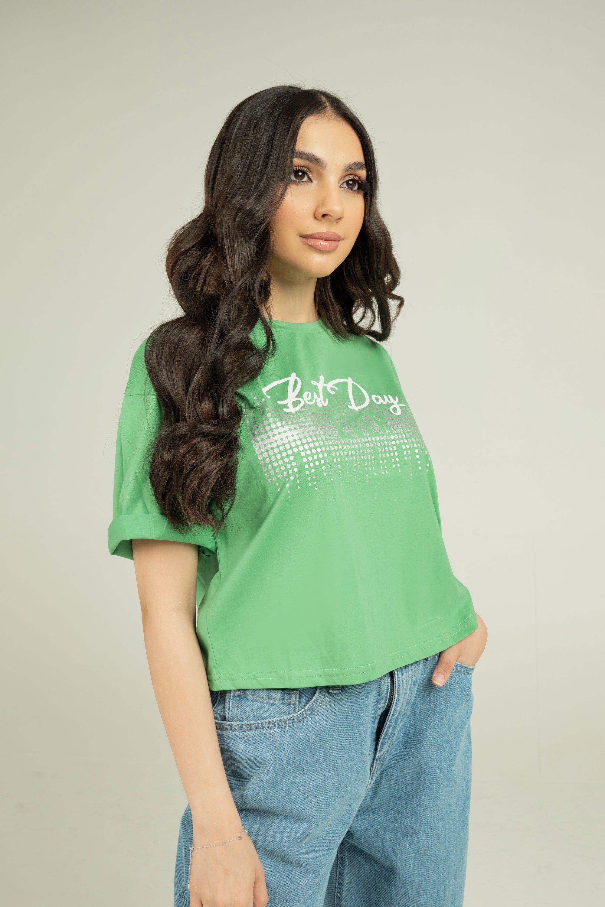 ميكا بلوزة قطنية طباعة على الصدر نص كم نسائي