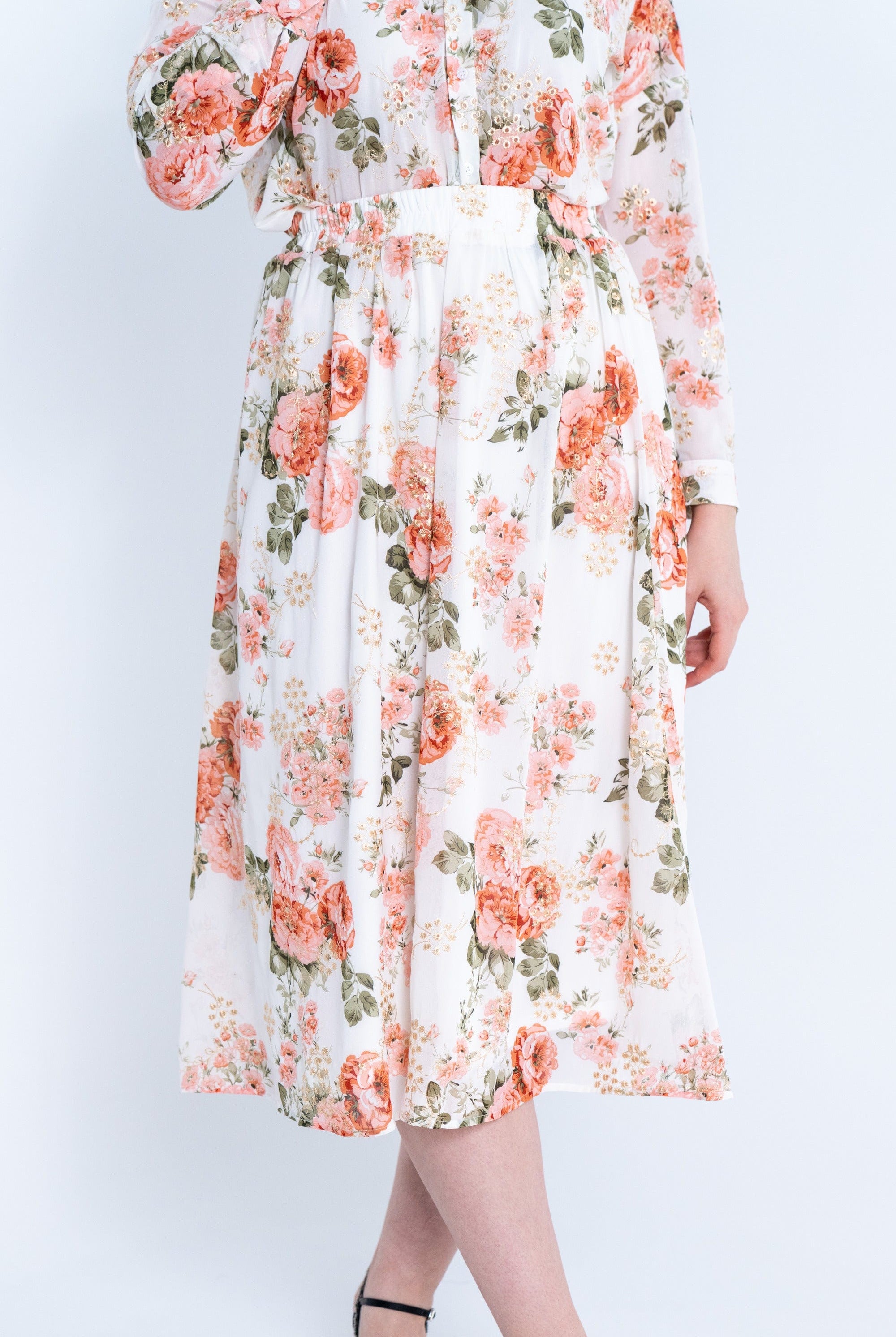 ميكا تنورة ميدي مورد كلوش شفاف نسائي