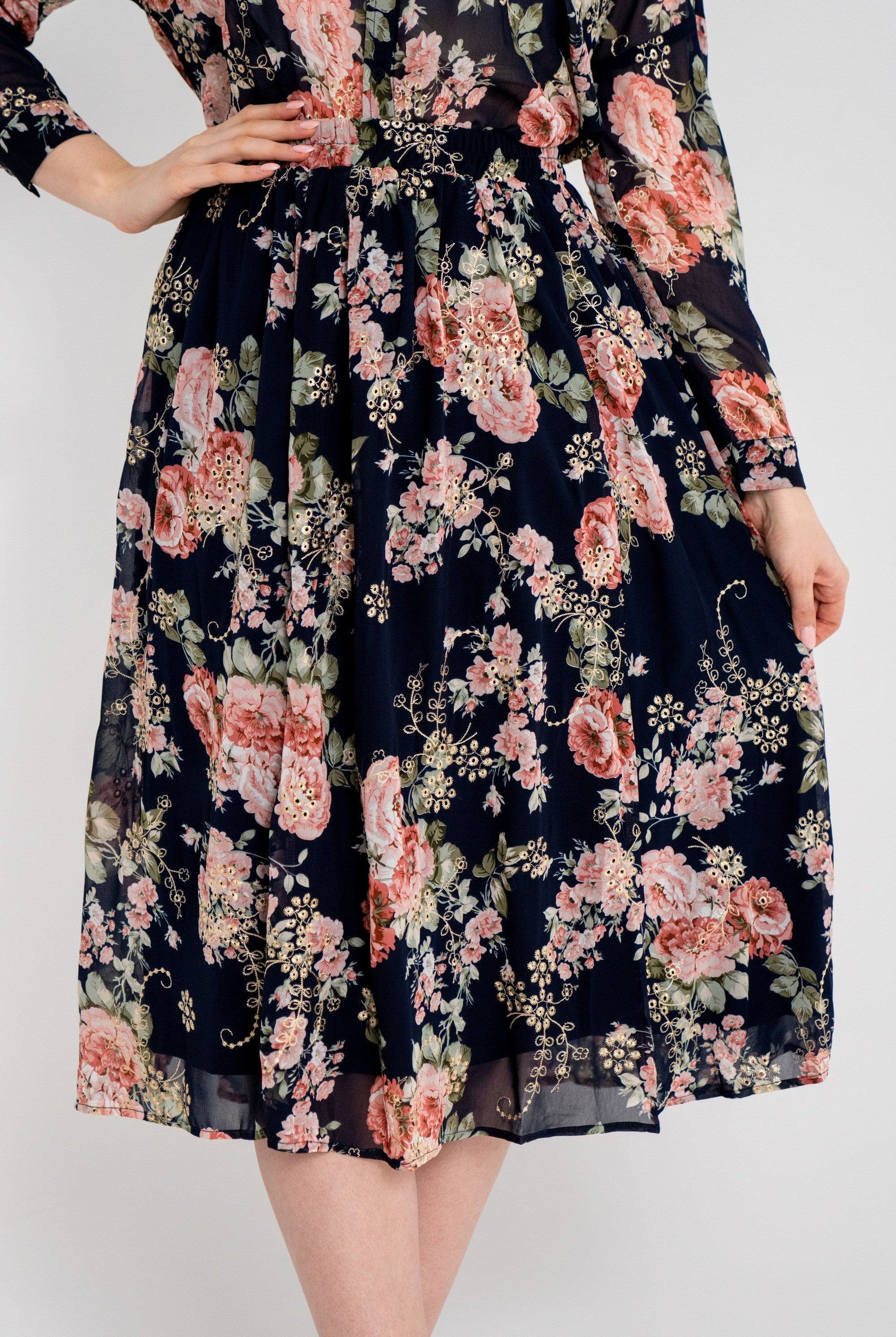 ميكا تنورة ميدي مورد كلوش شفاف نسائي