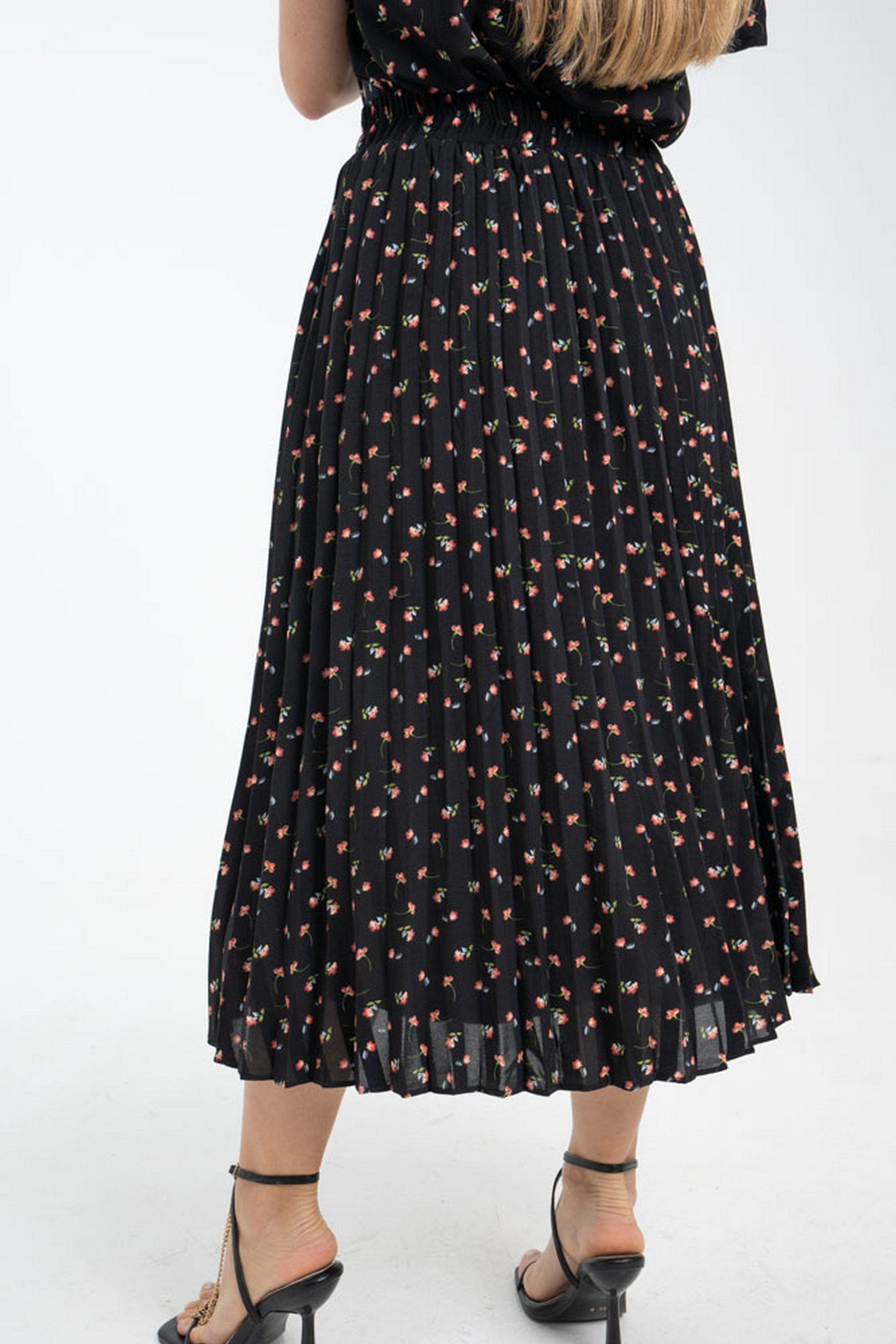 ู
ููุง ุชููุฑุฉ ู
ูุฏู ุจููุณูู ู
ูุฑุฏุฉ ูุณุงุฆู