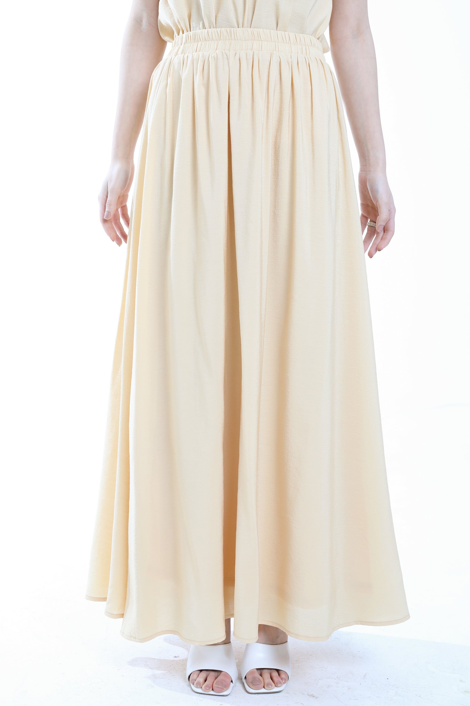 ميكا تنورة ميدي سادة كلوش واسع نسائي