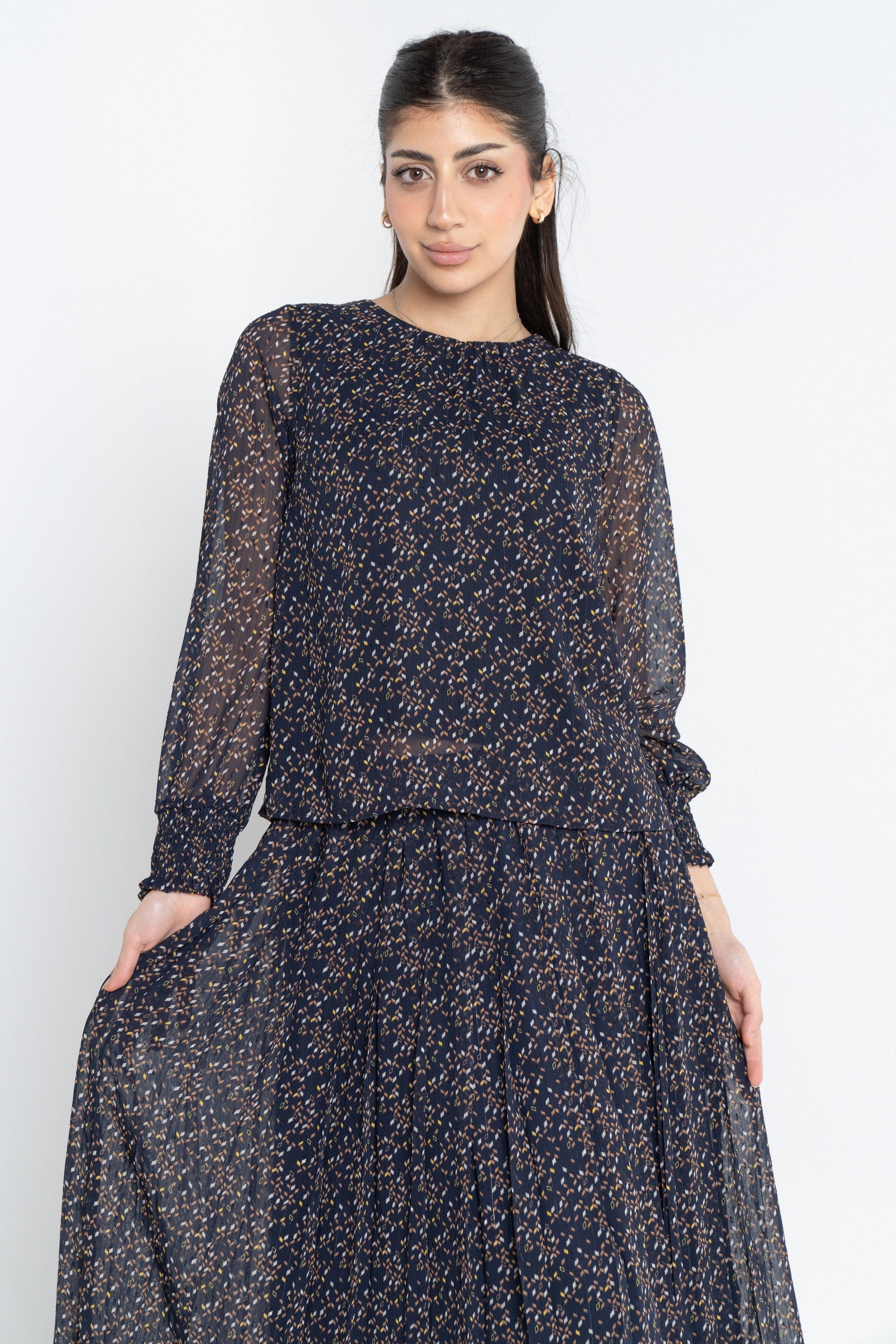 ู
ููุง ุจููุฒุฉ ู
ููุทุฉ ููุงุณูู ูู
ุทููู ุจู ูุณุงุฆู