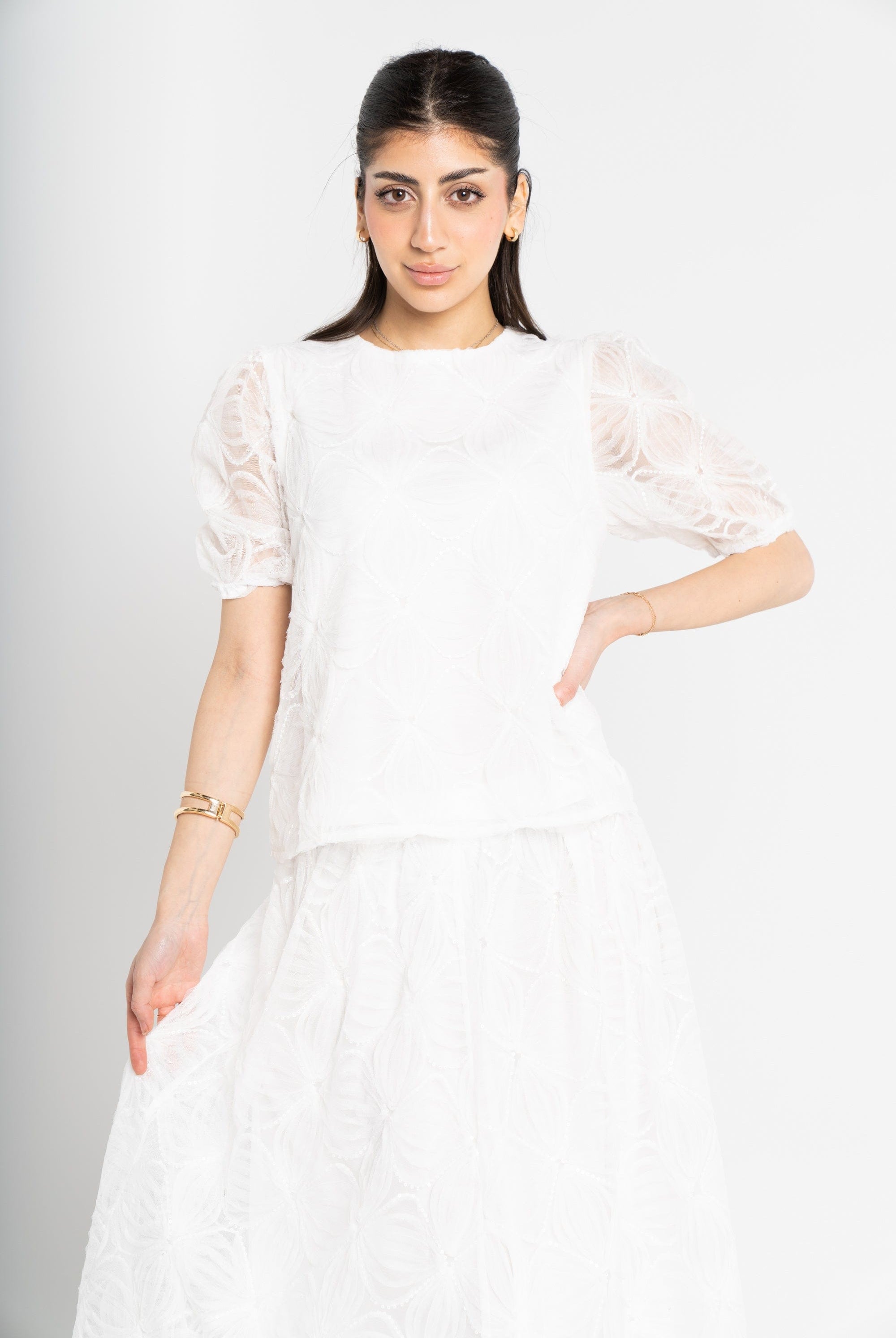 ميكا بلوزة بأكمام قصيرة بكم شفاف