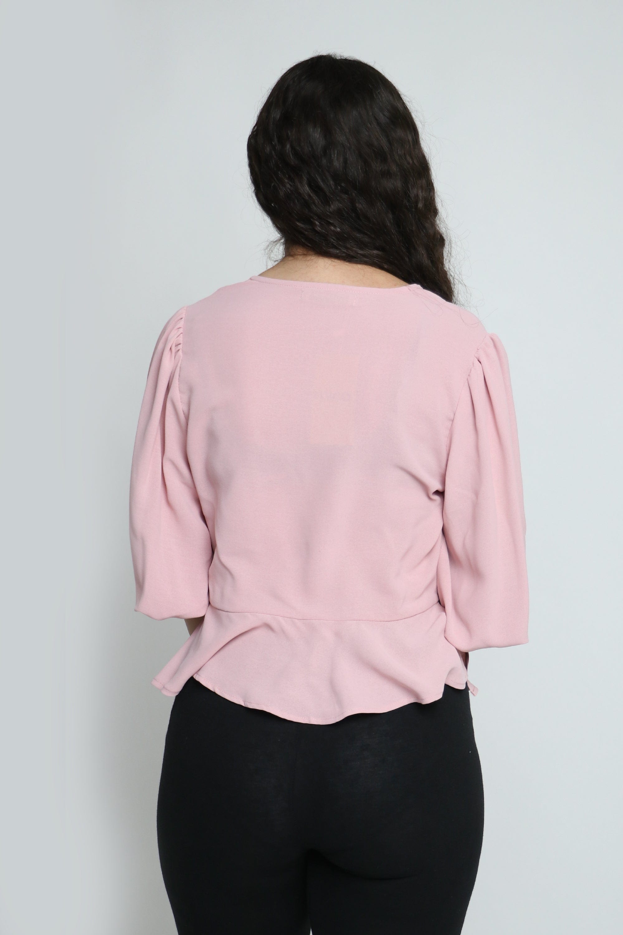 ميكا بلوزة لف واسعة كم طويل منفوخ فتحة سبعة نسائي