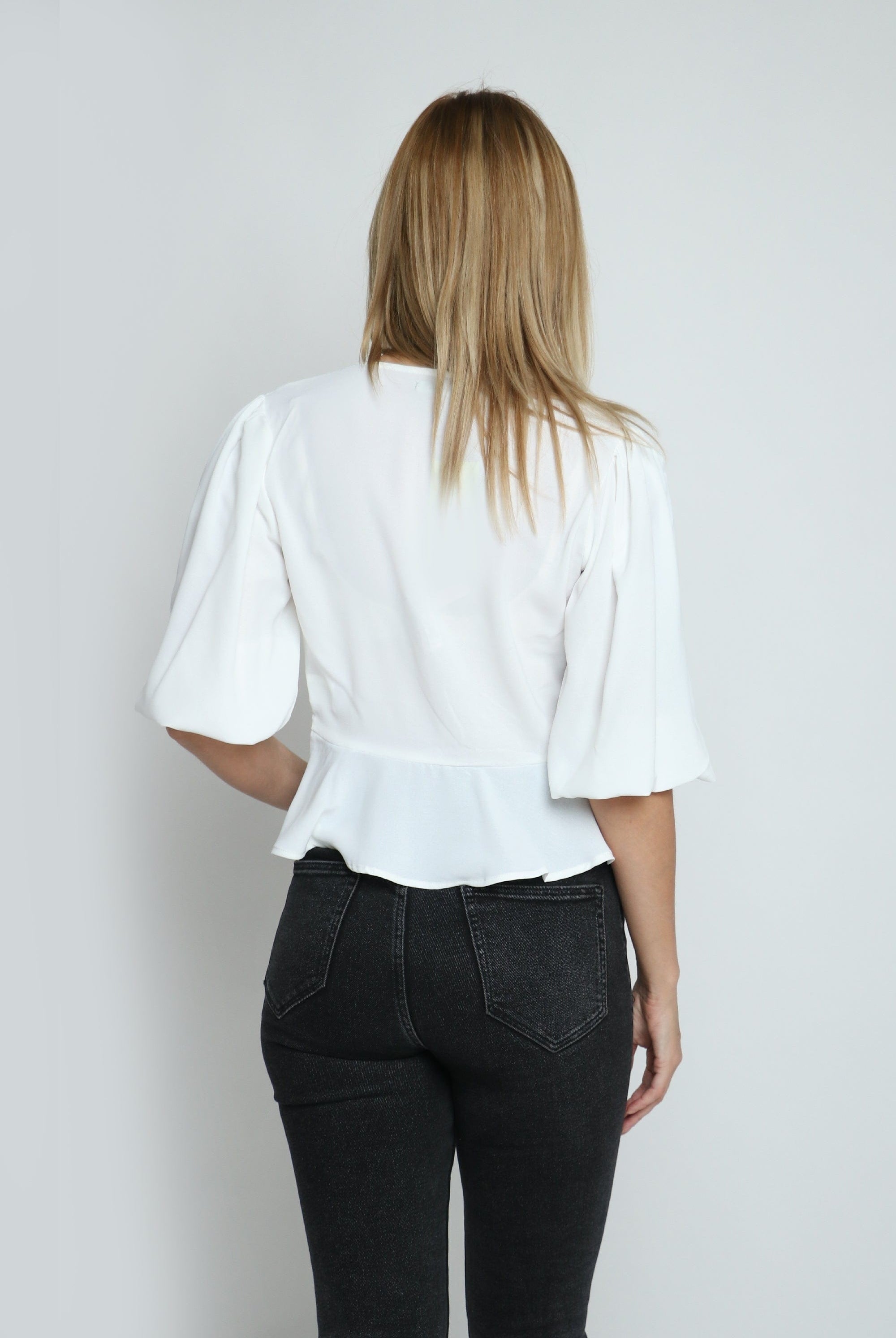 ميكا بلوزة لف واسعة كم طويل منفوخ فتحة سبعة نسائي