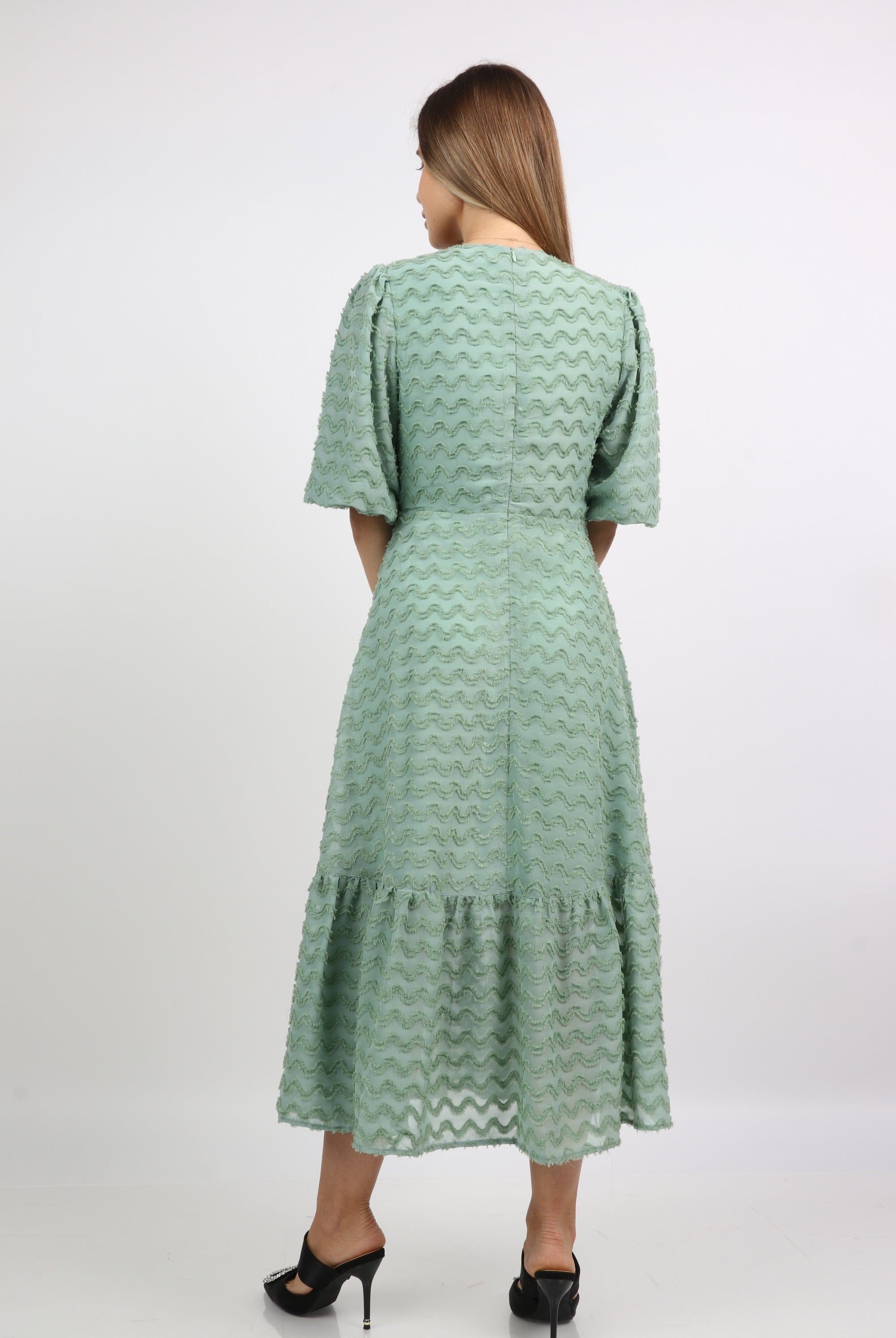 ميكا فستان ميدي شفاف نص كم واسع مخصر بفتحة سبعة نسائي