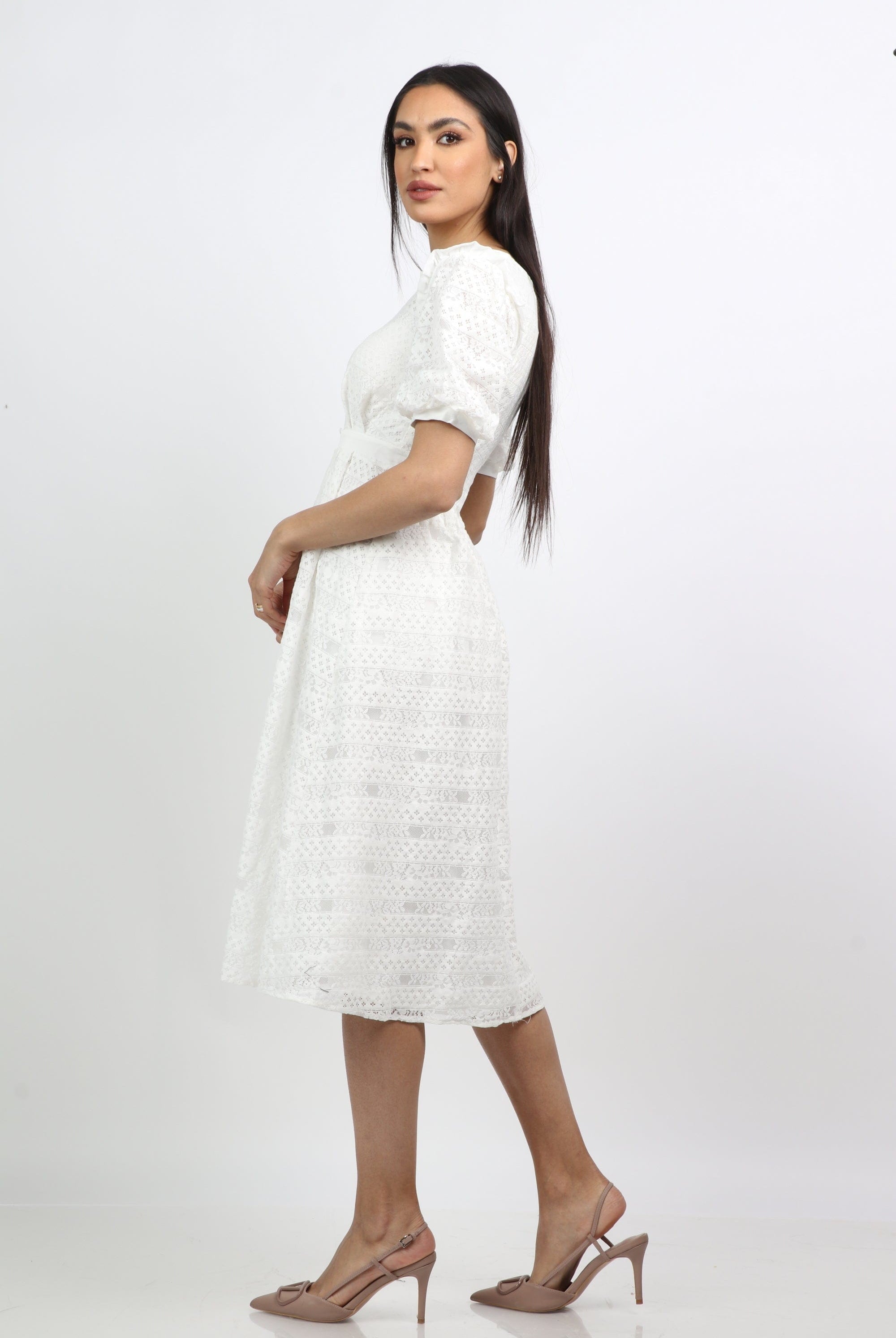 ميكا فستان ميدي جوبير مزموم بكم قصير