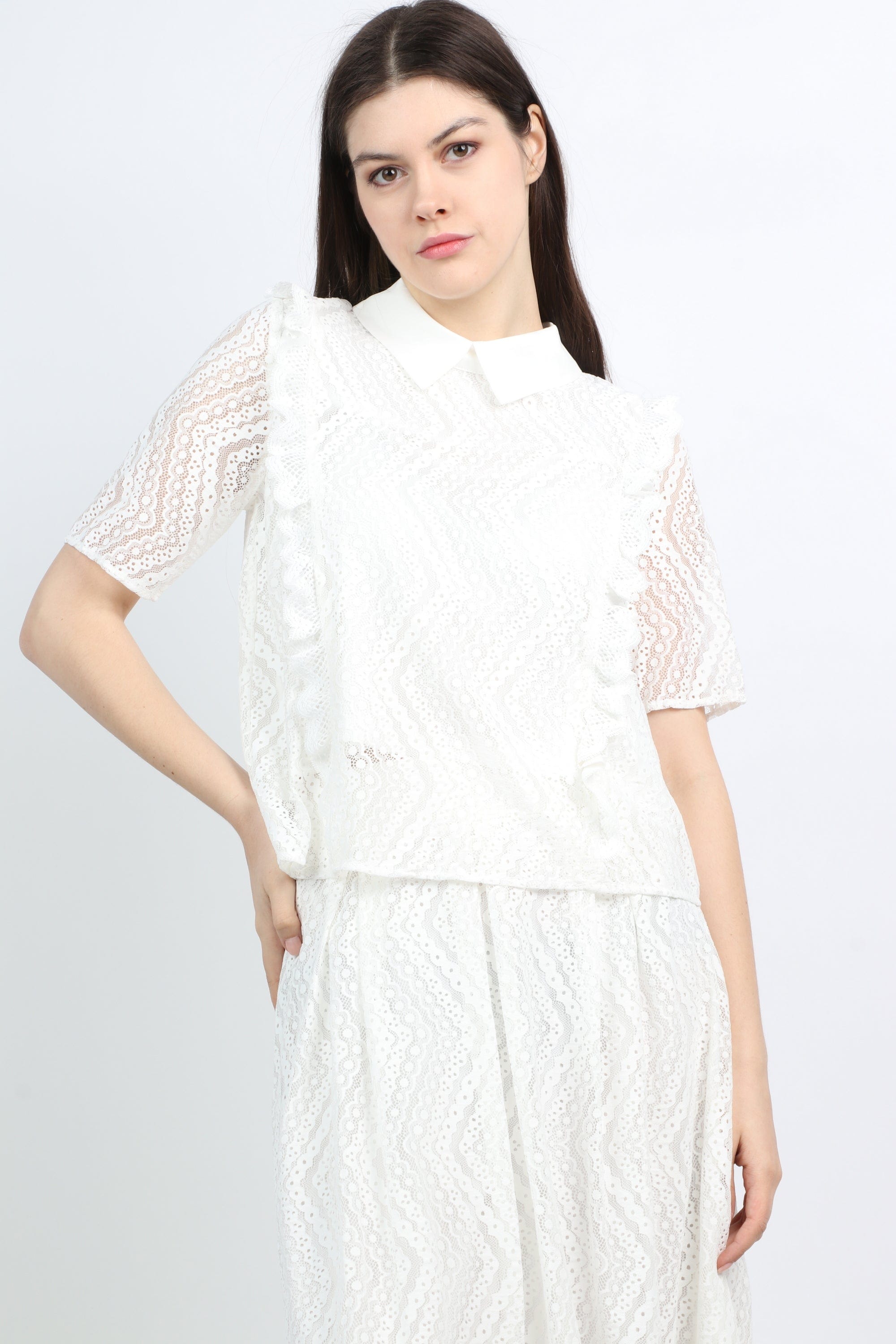 ميكا قميص دانتيل بياقة كلاسيك نص كم نسائي
