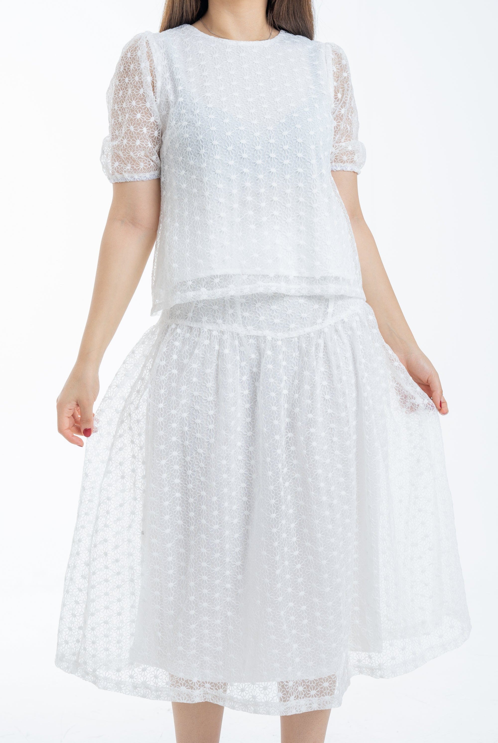 ميكا توب منقط شفاف كم قصير نسائي