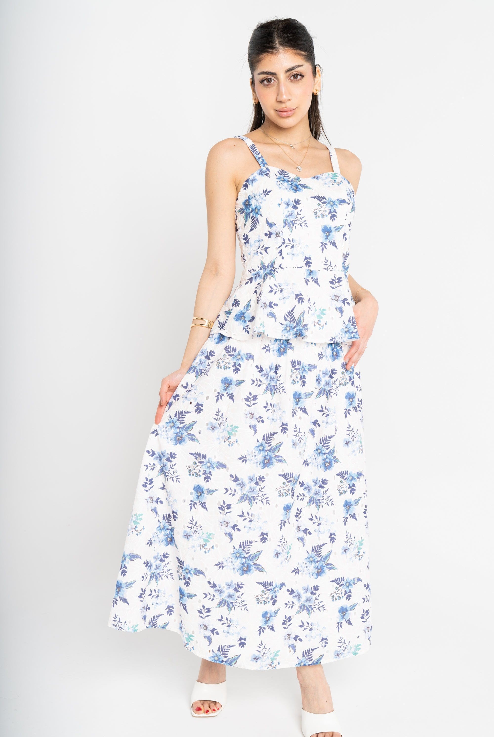 ميكا بلوزة مشجرة بحمالات رفيعة وخصر كلوش