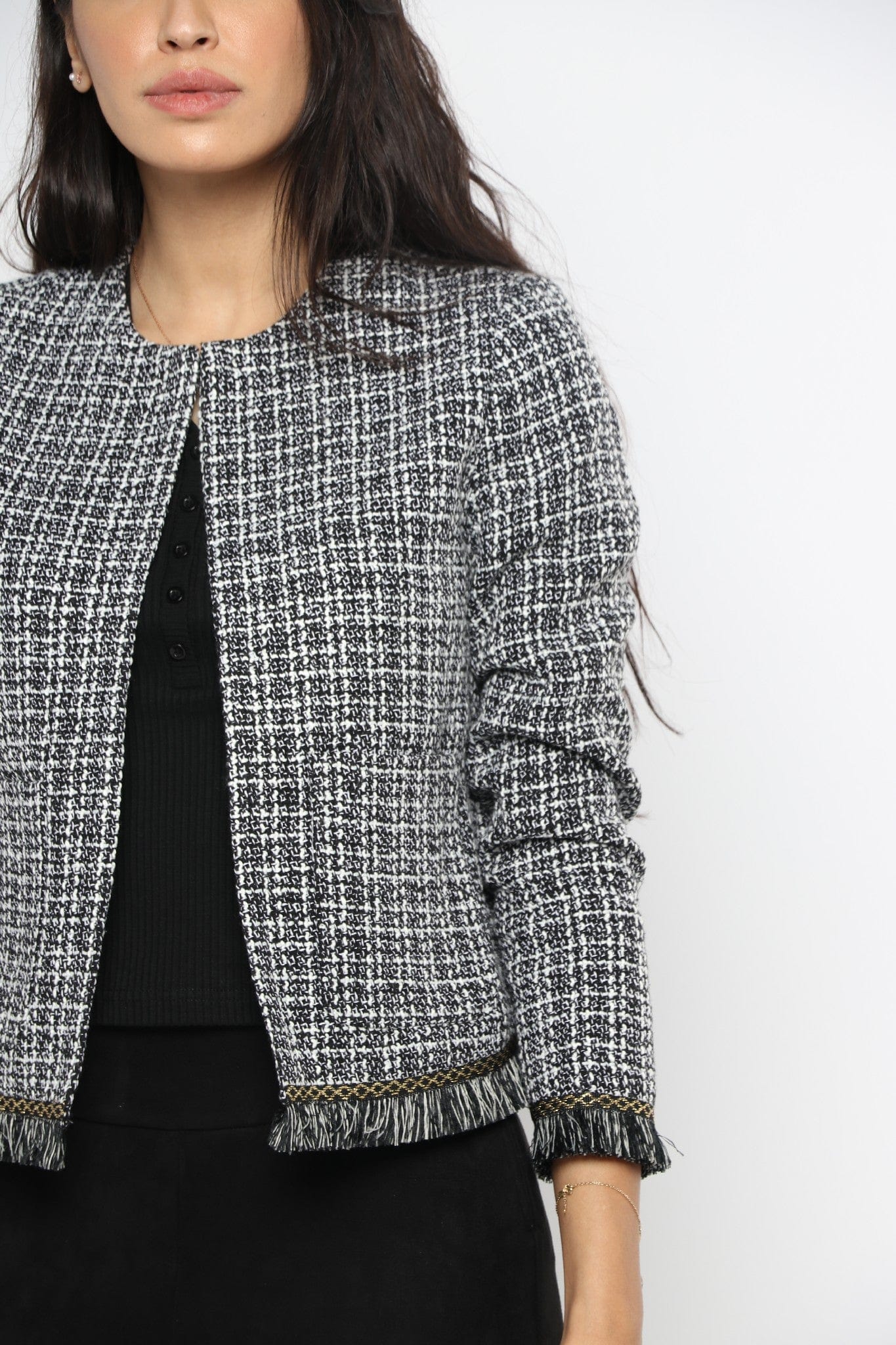 ู
ููุง ุฌุงููุช ููุงุณูู ูุตูุฑ ุจุฎููุท ู
ู ุฃุณูู ูู
ุทููู ูุณุงุฆู