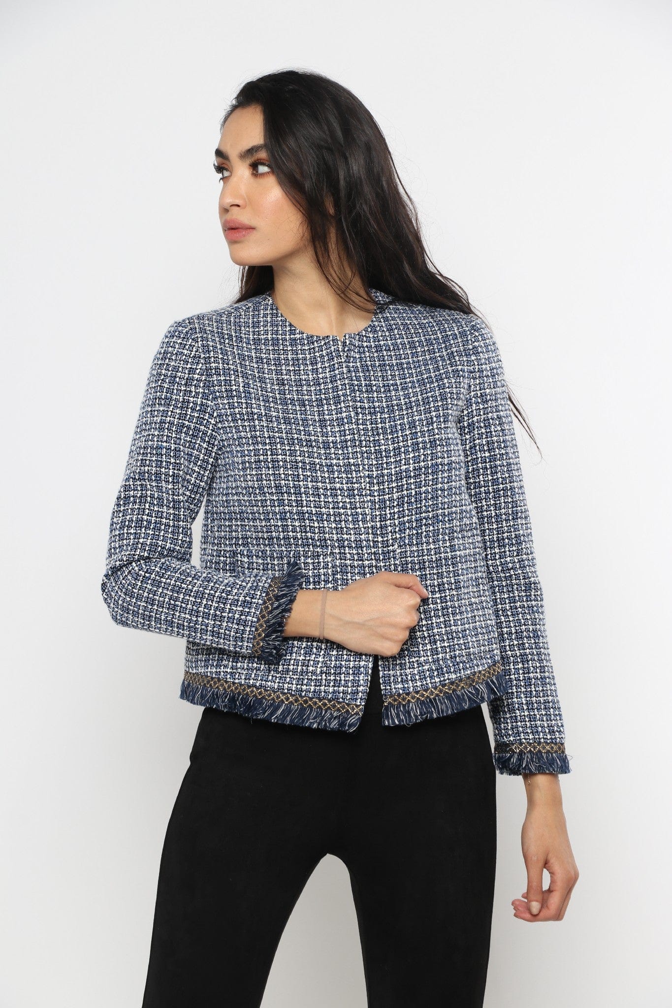 ู
ููุง ุฌุงููุช ููุงุณูู ูุตูุฑ ุจุฎููุท ู
ู ุฃุณูู ูู
ุทููู ูุณุงุฆู