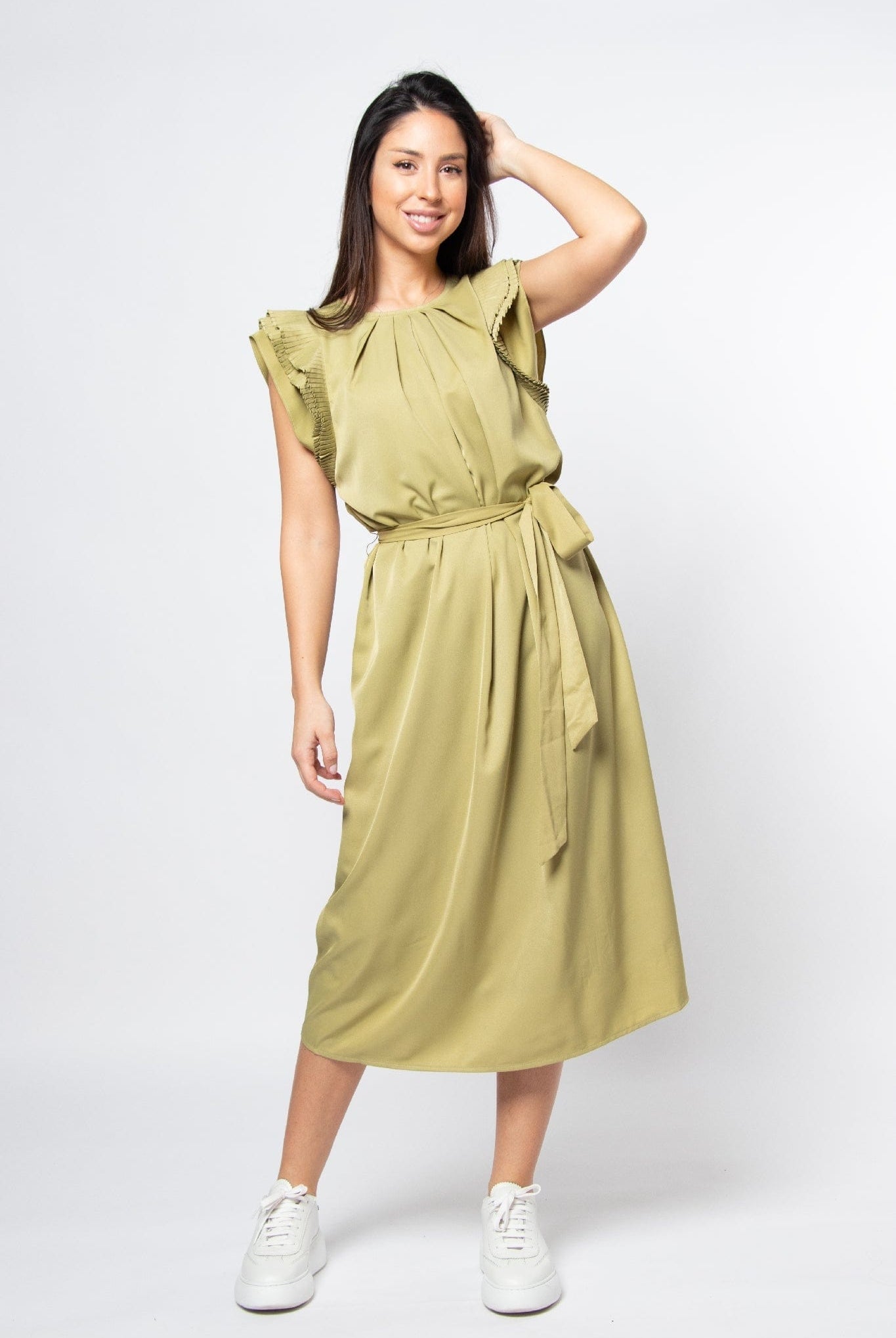 ميكا فستان ميدي كم قصير فراشة برباط خصر