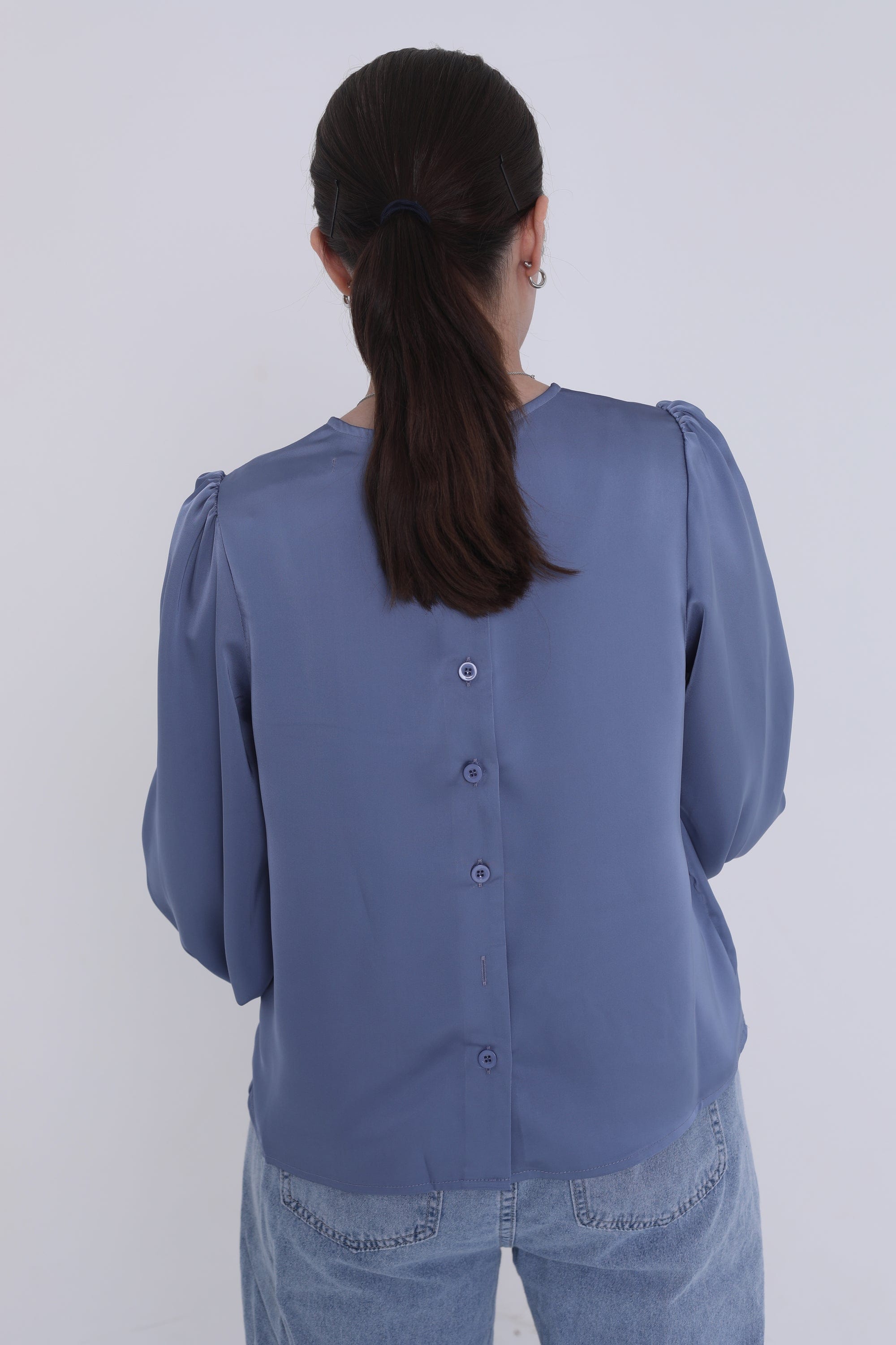 ميكا بلوزة ستان سادة بأكمام منفوخة طويلة نسائي