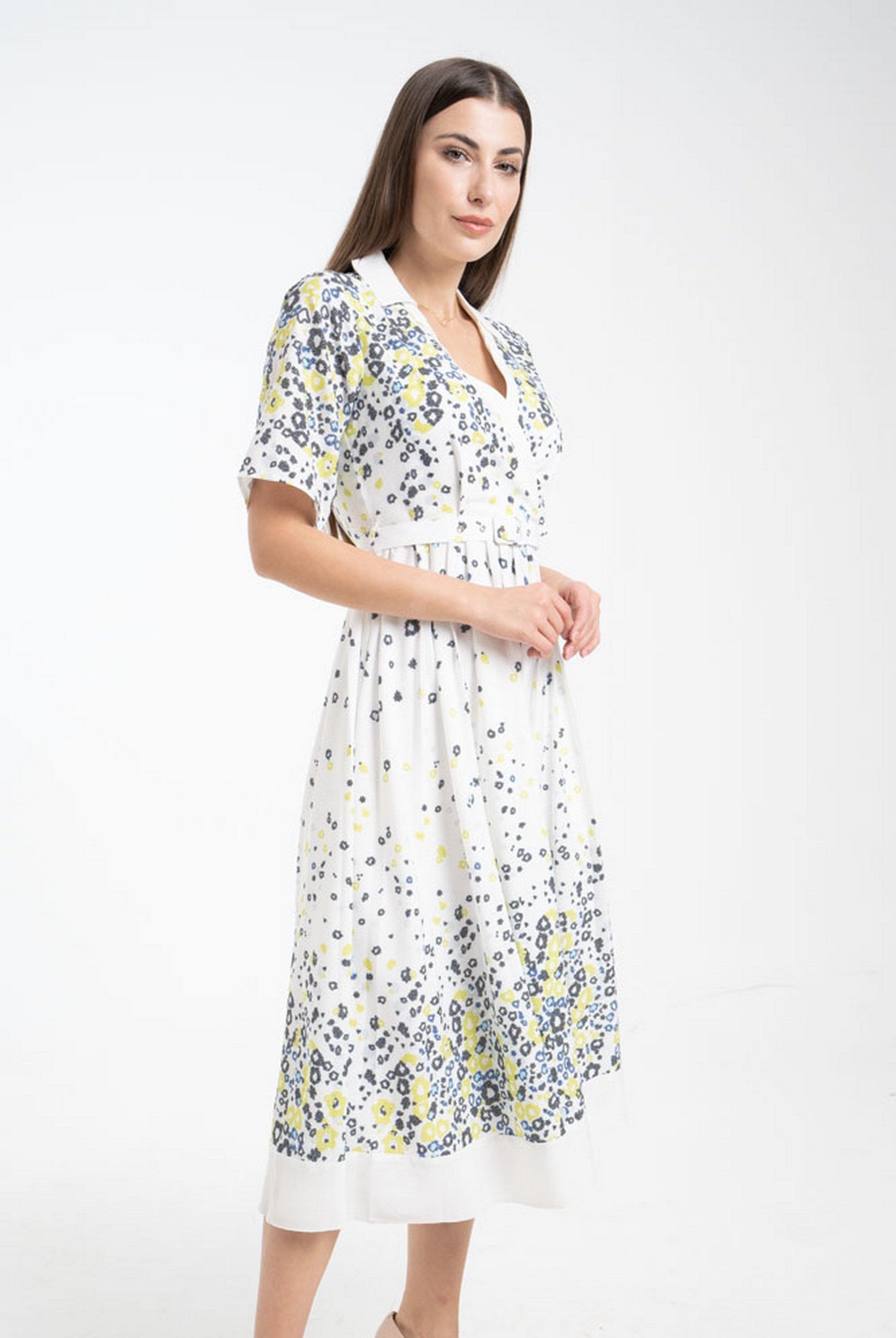 ميكا فستان ميدي منقوش بنقشة ورود لف بحزام على الخصر وياقة نص كم نسائي