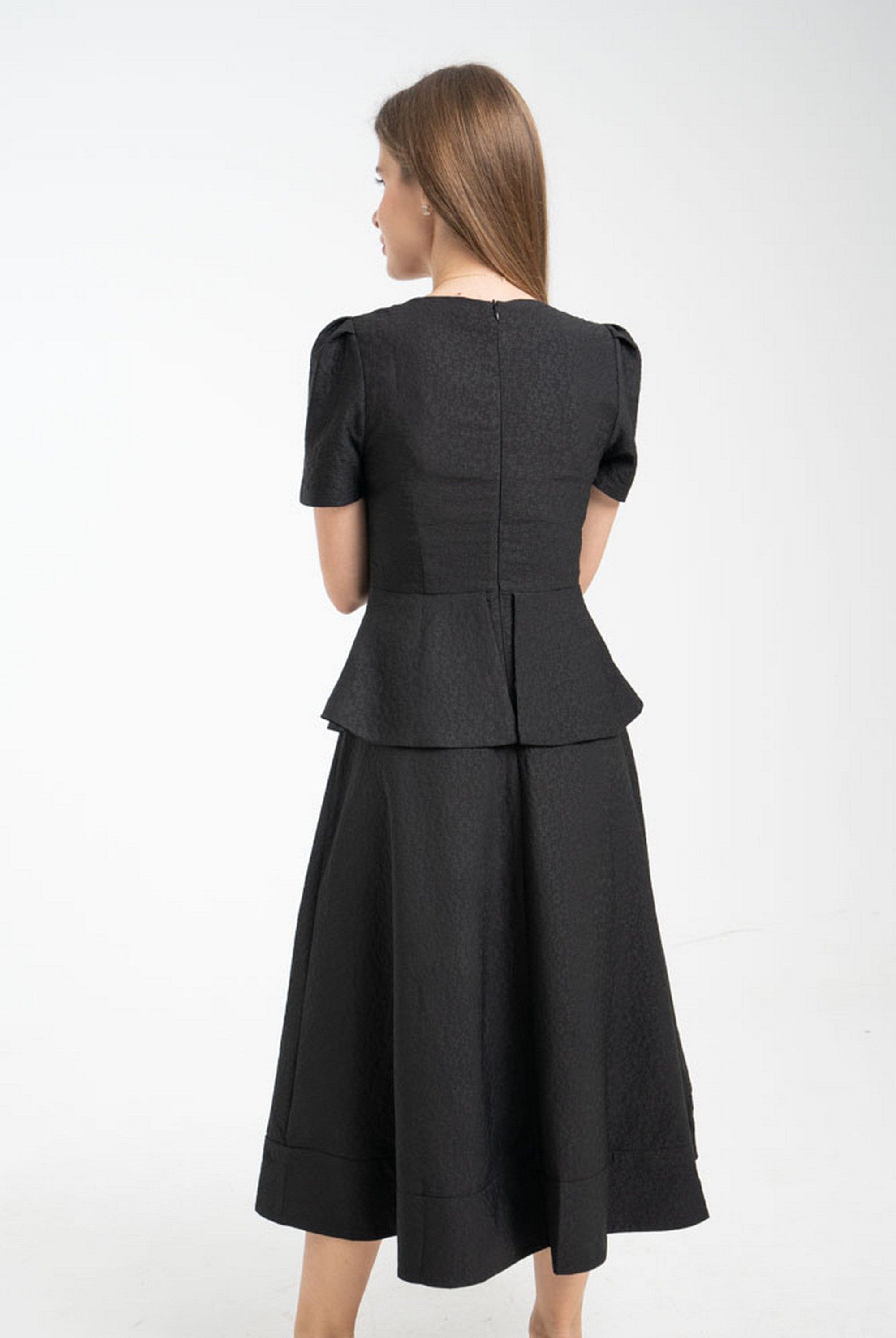 ميكا فستان ميدي كلاسيك بنقشة ورد كم قصير وياقة مربعة