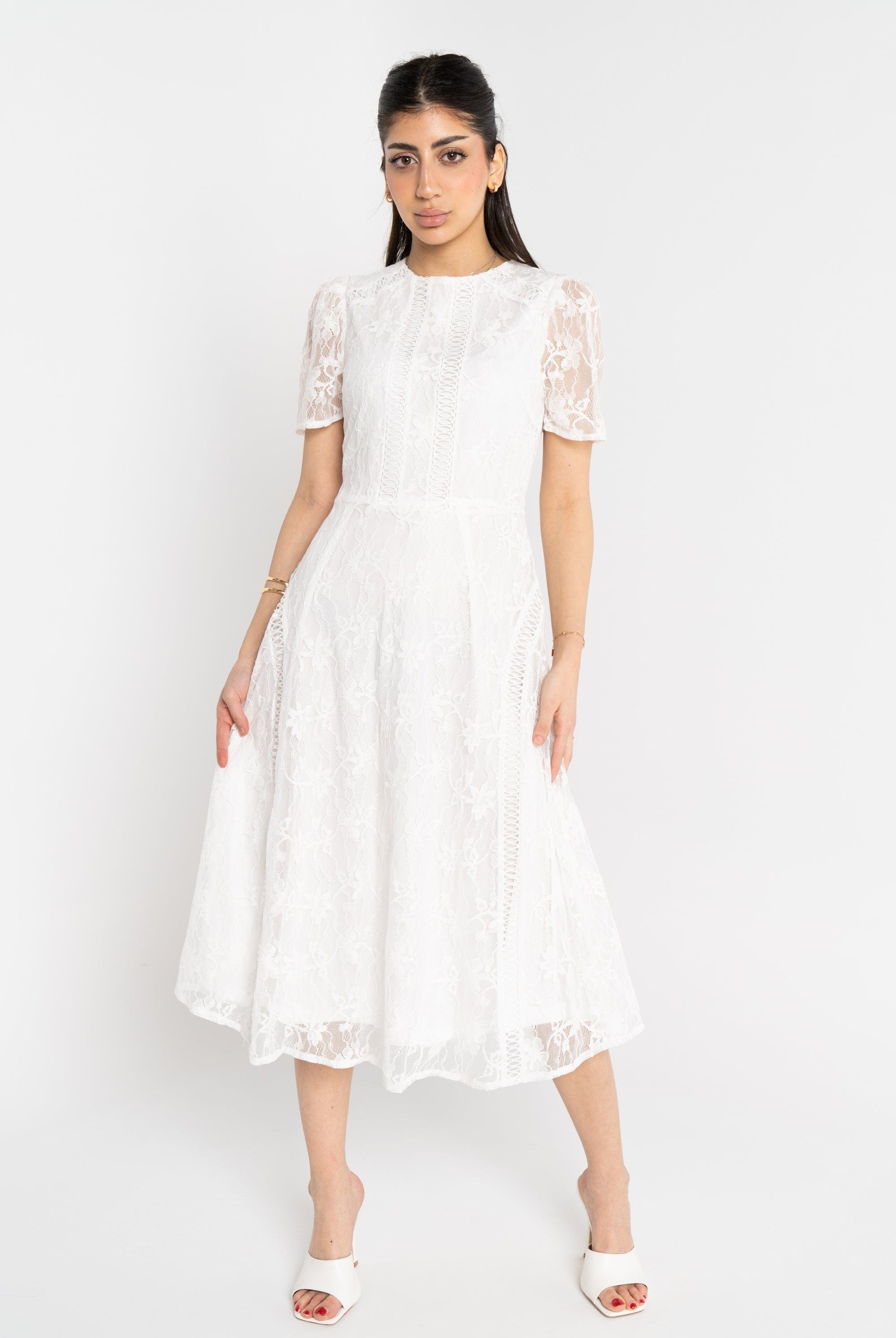 ميكا فستان ميدي أكمام قصير بياقة دائرية منقوش