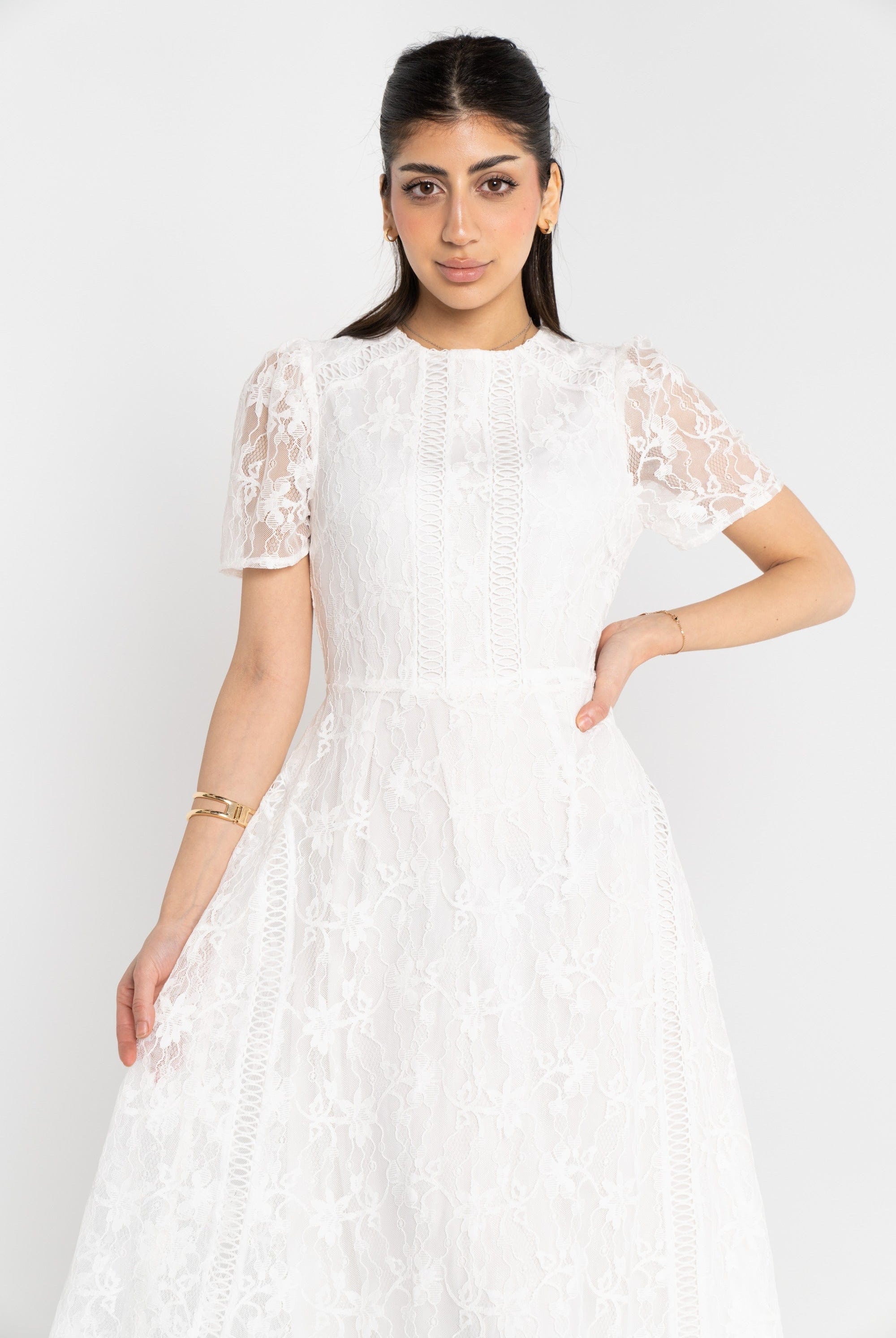 ميكا فستان ميدي أكمام قصير بياقة دائرية منقوش