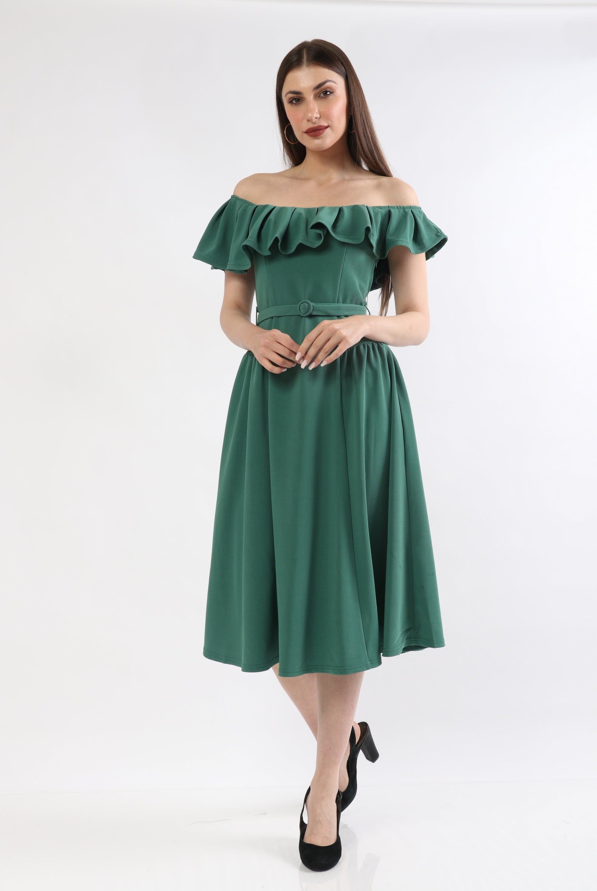 ميكا فستان ميدي اوف شولدر مزين بحزام خصر