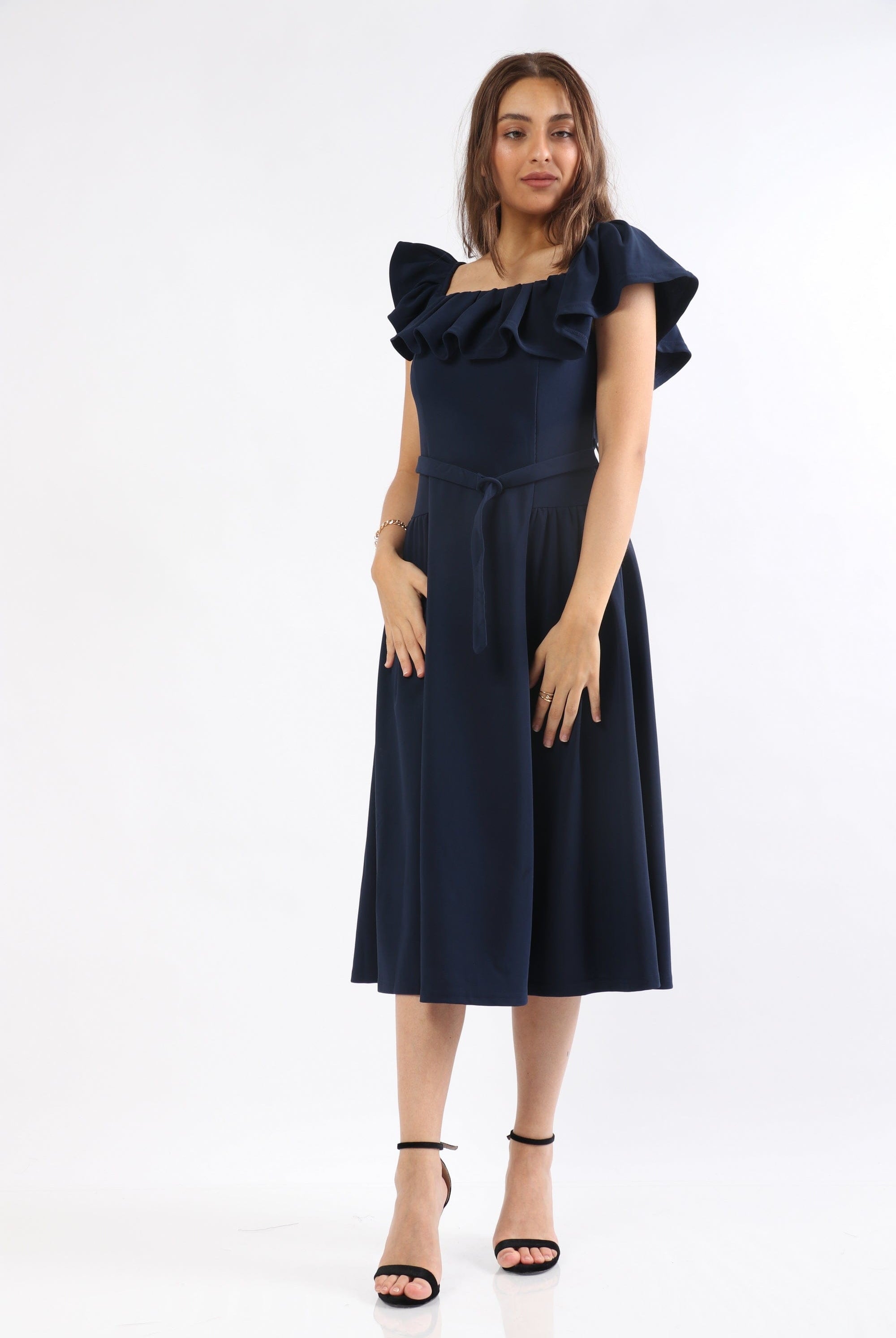 ميكا فستان ميدي اوف شولدر مزين بحزام خصر