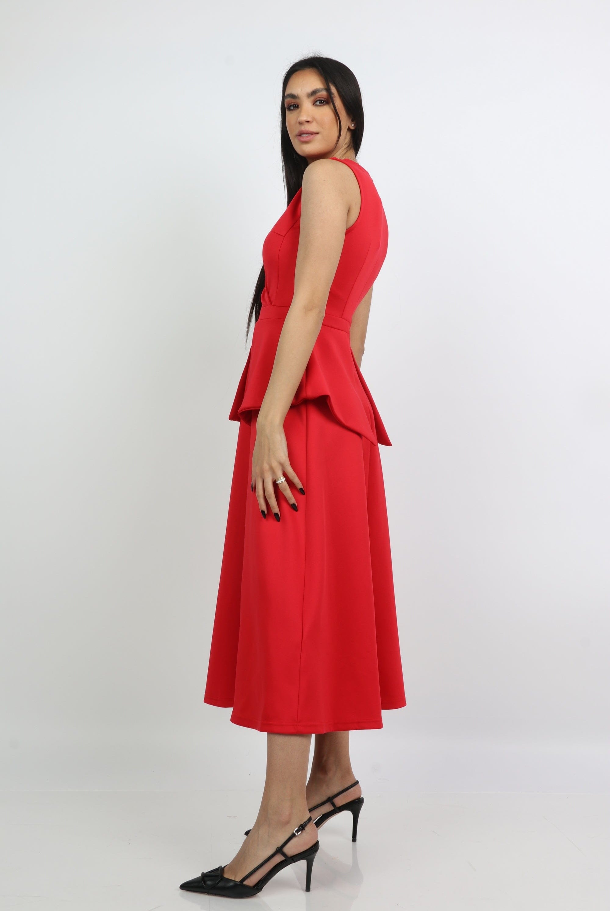 ميكا فستان ميدي صدر كروازية بدون كم