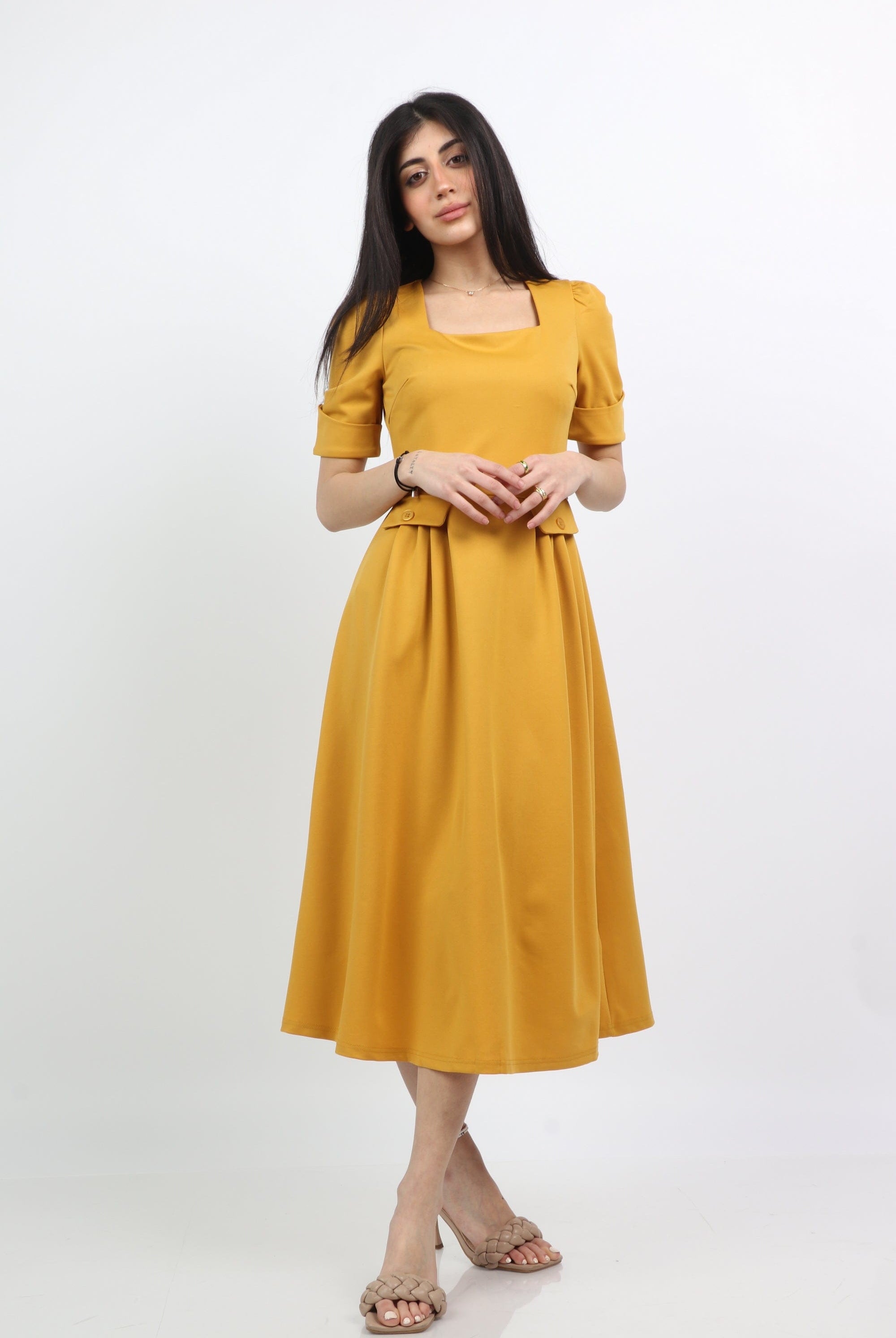 ميكا فستان ميدي سادة مخصر بجيوب جانبية كم قصير نسائي