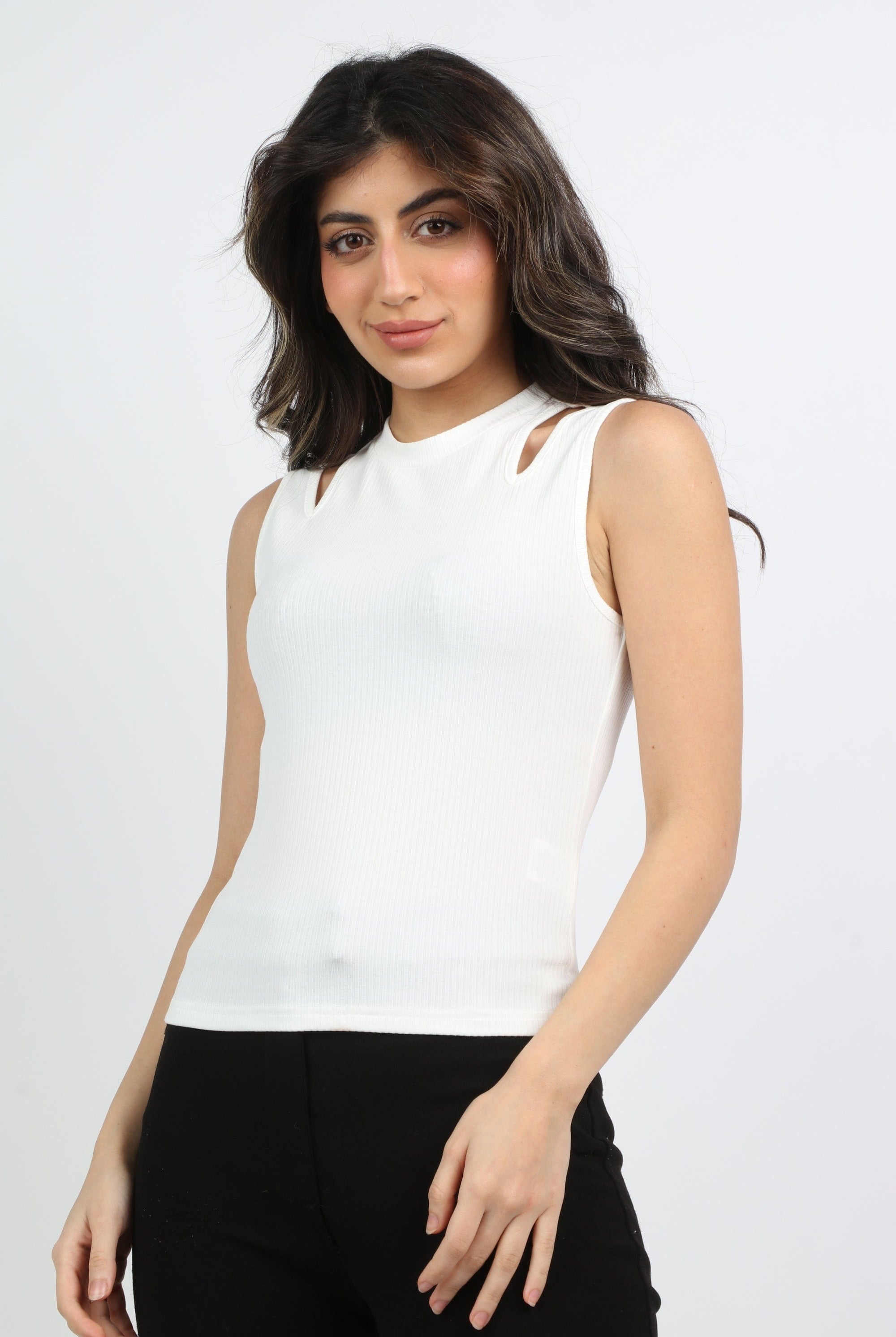 ميكا بلوزة كت برقبة دائرية وفتحى على الكتف نسائي