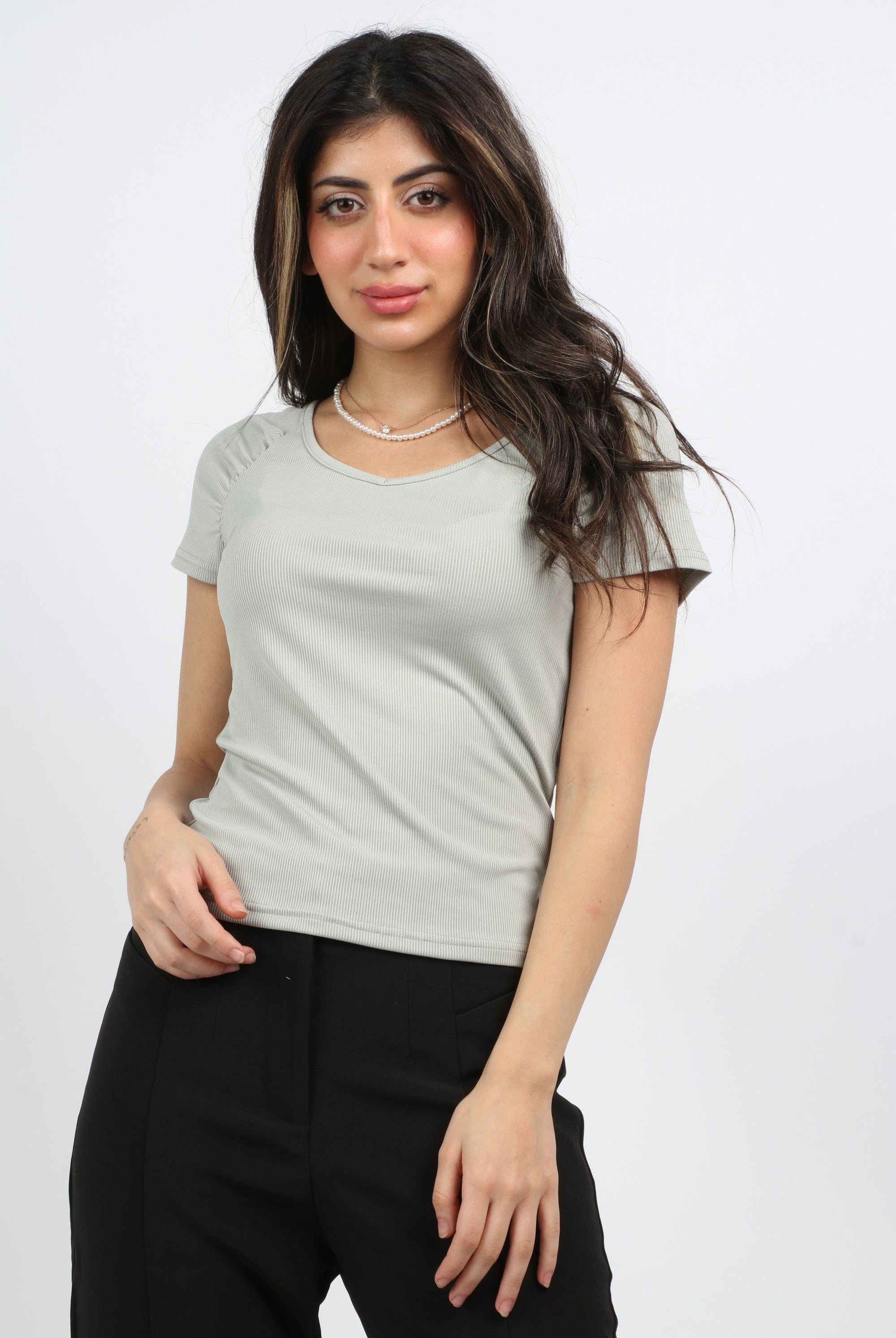 ميكا بلوزة سادة قصيرة الأكمام رقبة دائرية نسائي