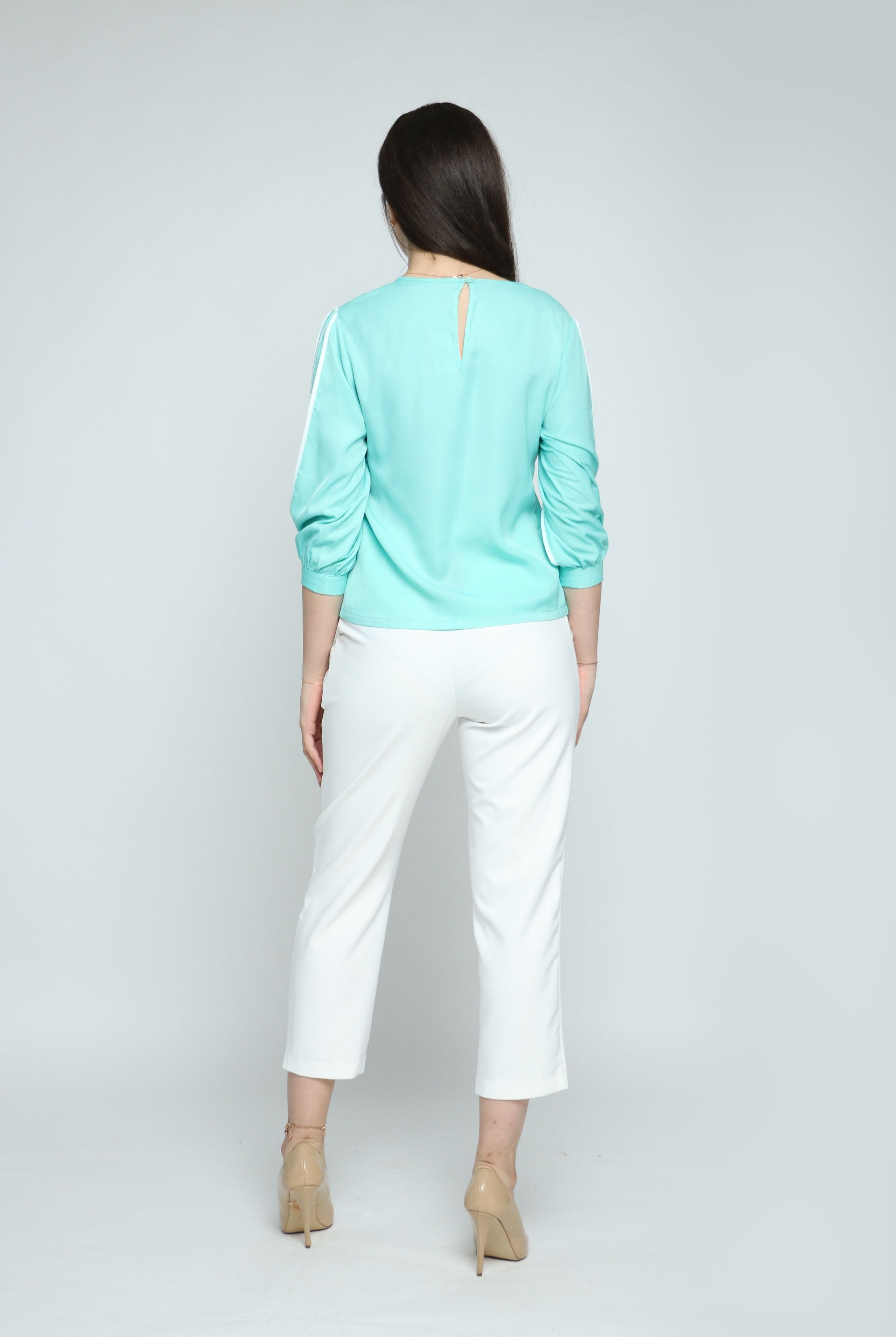 نتشي بلوزة رسمي سادة 3/4 كم مع خطوط على الأكمام وفتحة خلفة وزرار