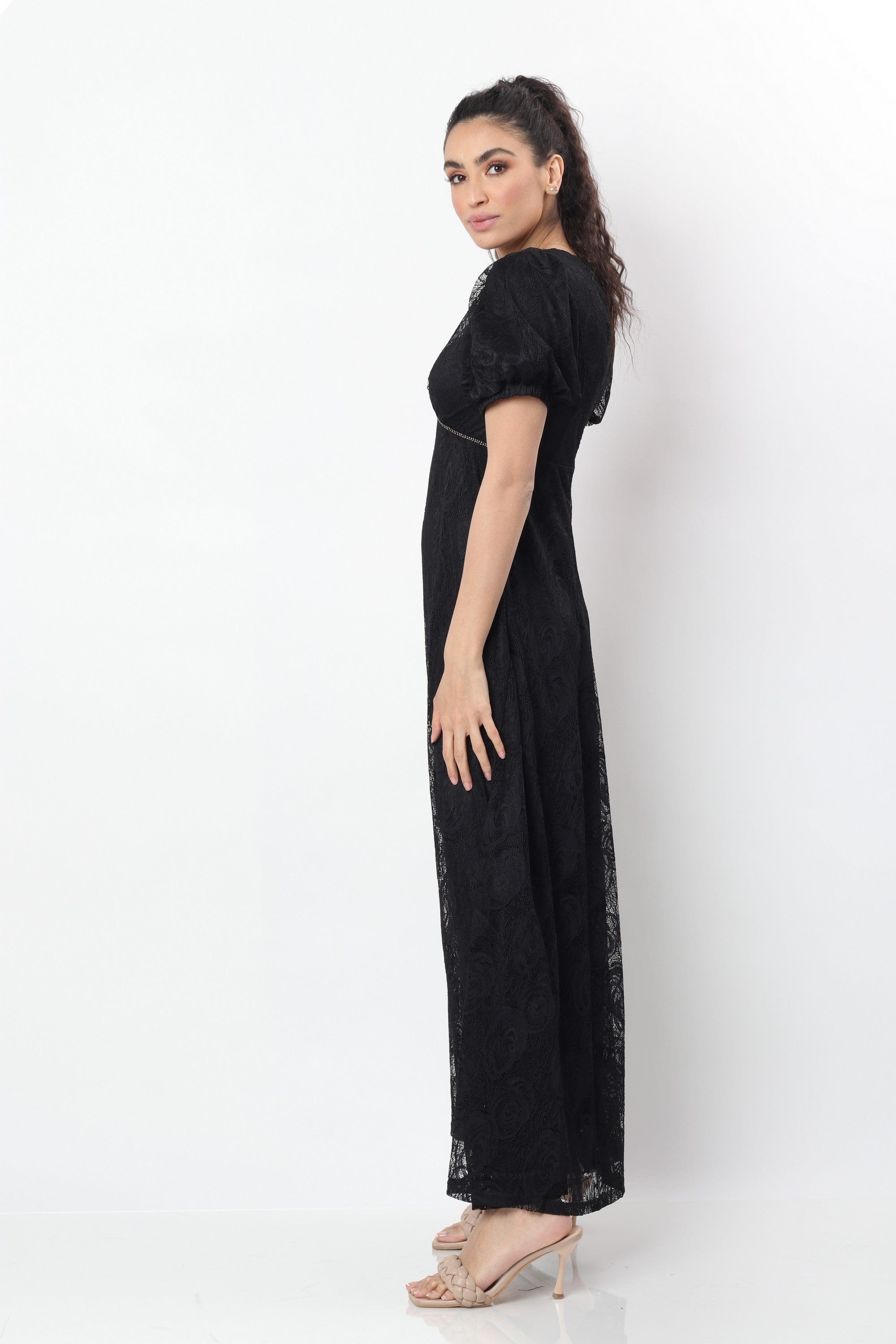 نتشي فستان طويل سهرة شفاف مبطن كم قصير منفوخ