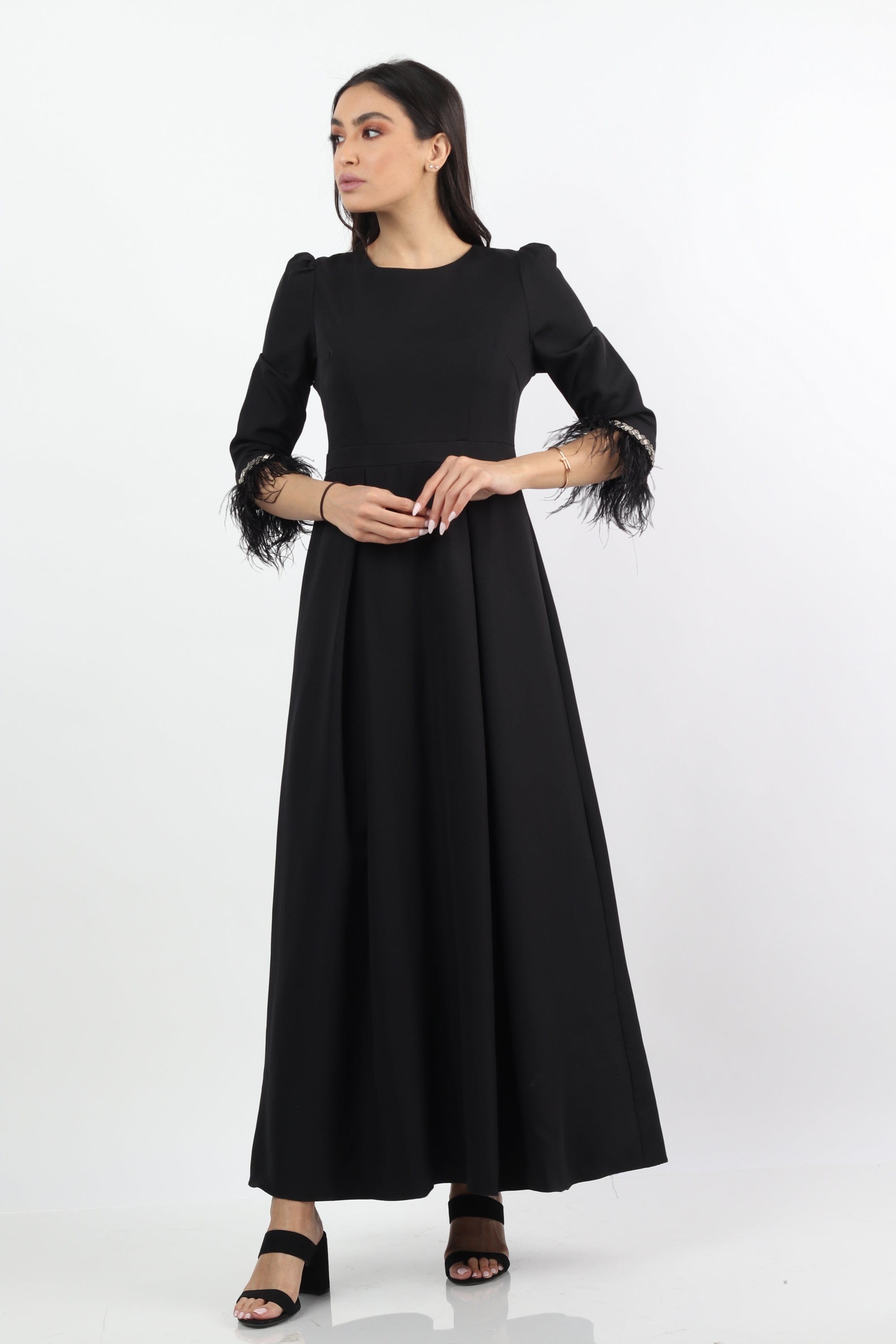 ูุชุดู ูุณุชุงู ู
ุงูุณู ูู
ุทููู ูุณุงุฆู