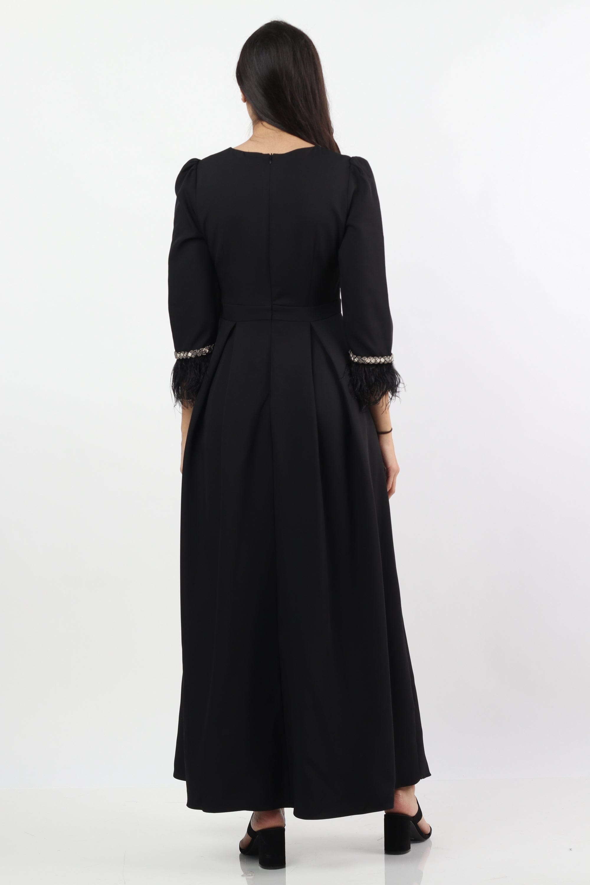 ูุชุดู ูุณุชุงู ู
ุงูุณู ูู
ุทููู ูุณุงุฆู