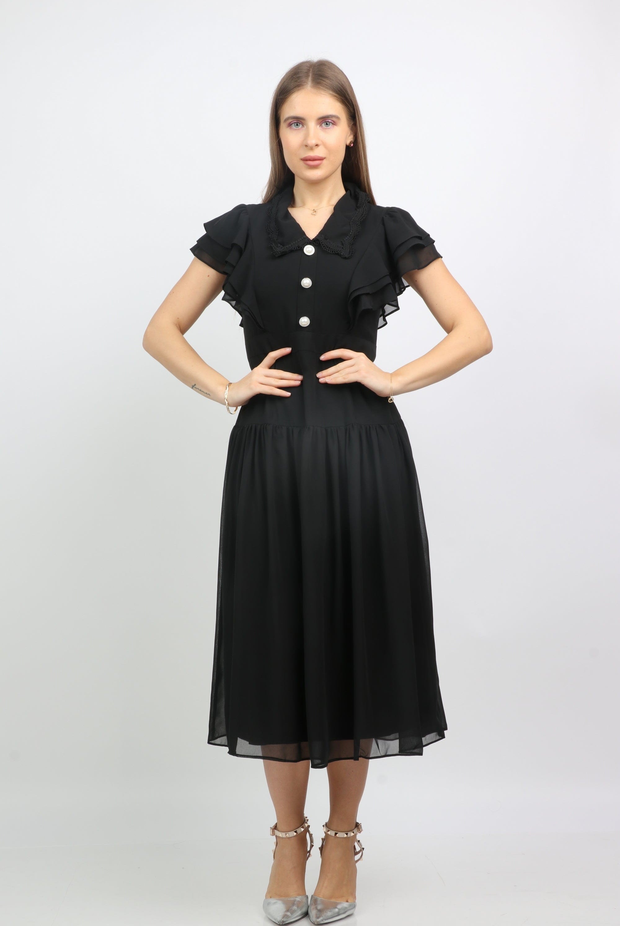 نتشي فستان ميدي بأكمام قصيرة فراشة بأزرار أمامية