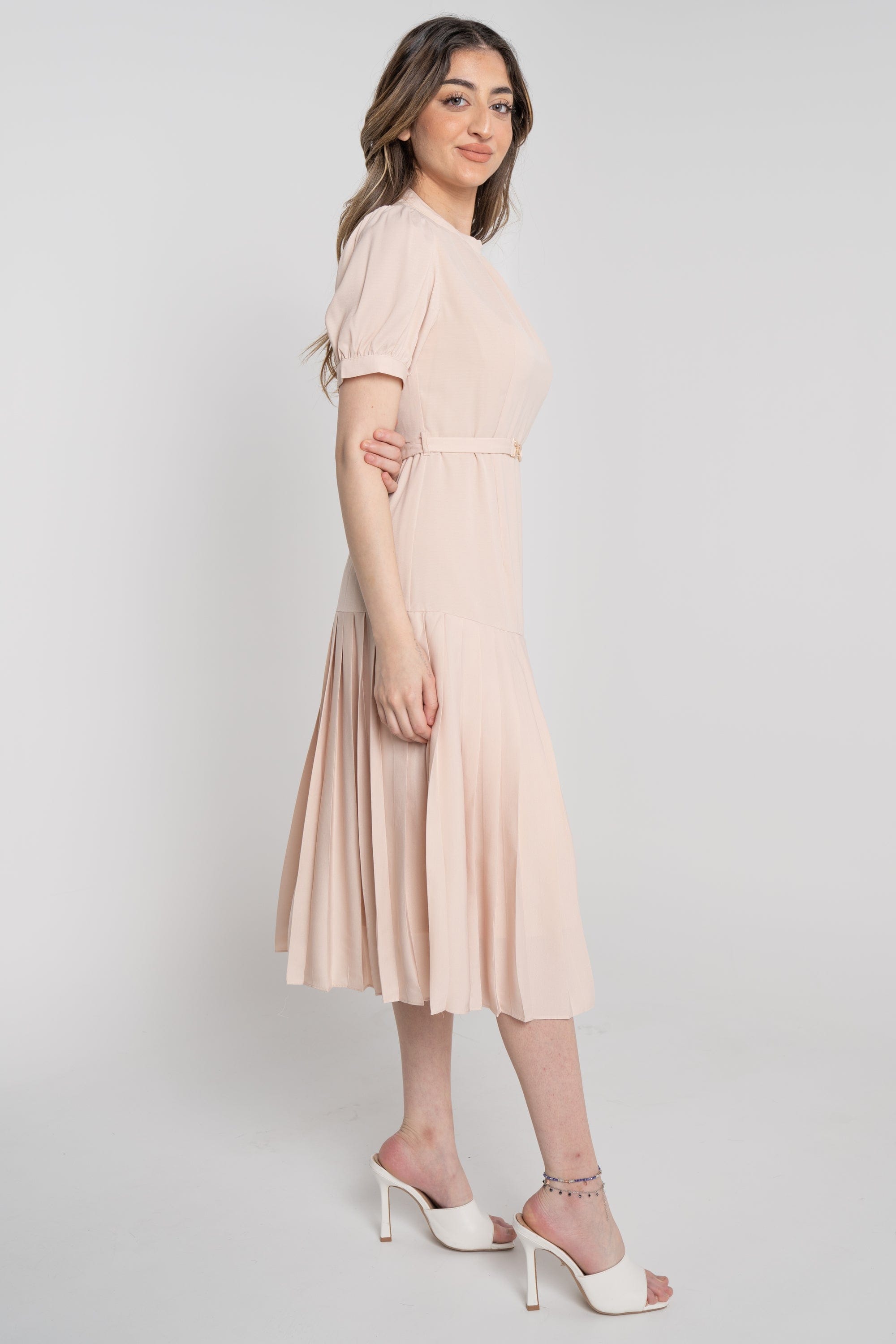 نتشي فستان ميدي سادة بكسرات من أسفل بأزرار جانبية نسائي