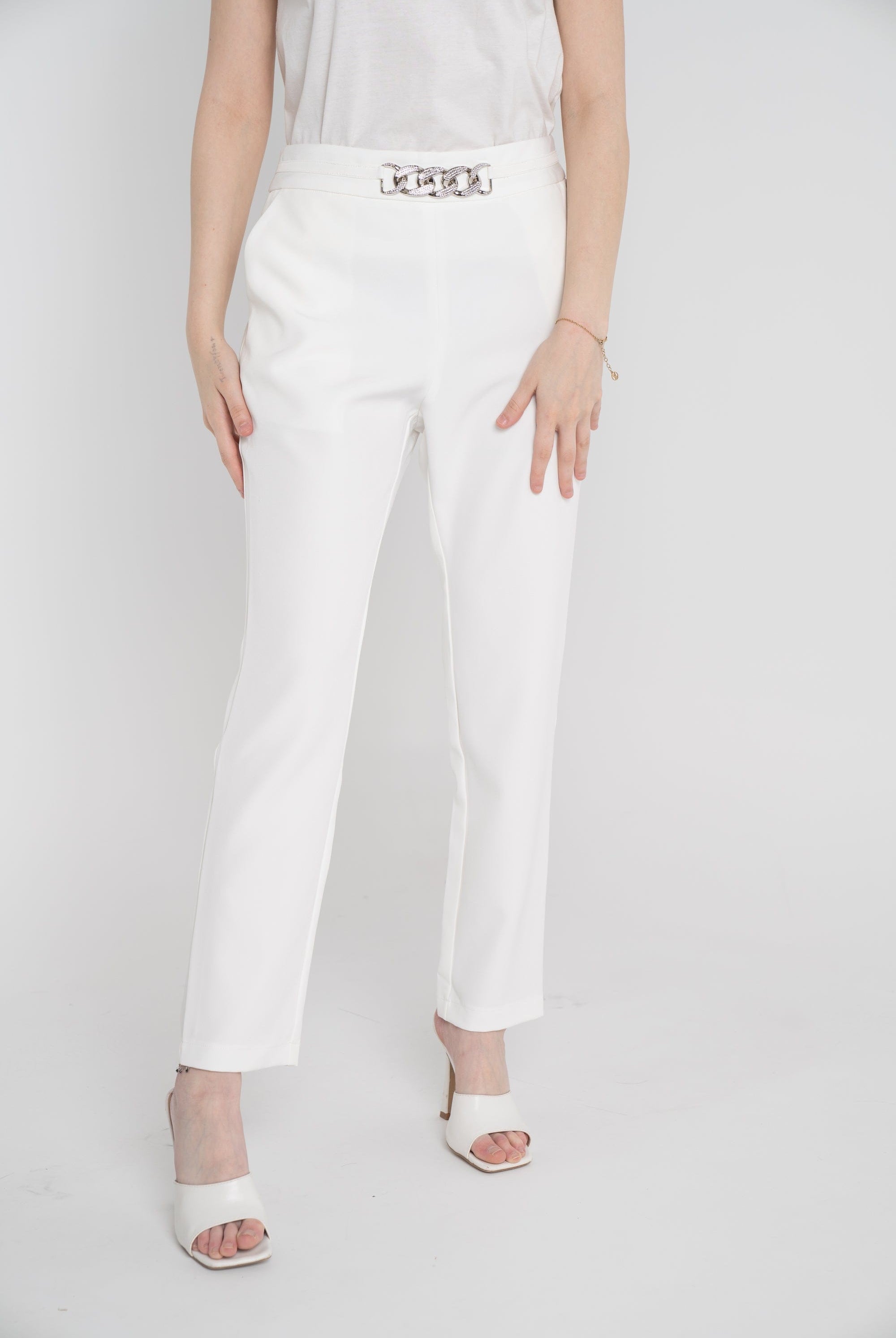 نتشي بنطلون طويل سادة كلاسيك بحزام معدني على شكل حلقات