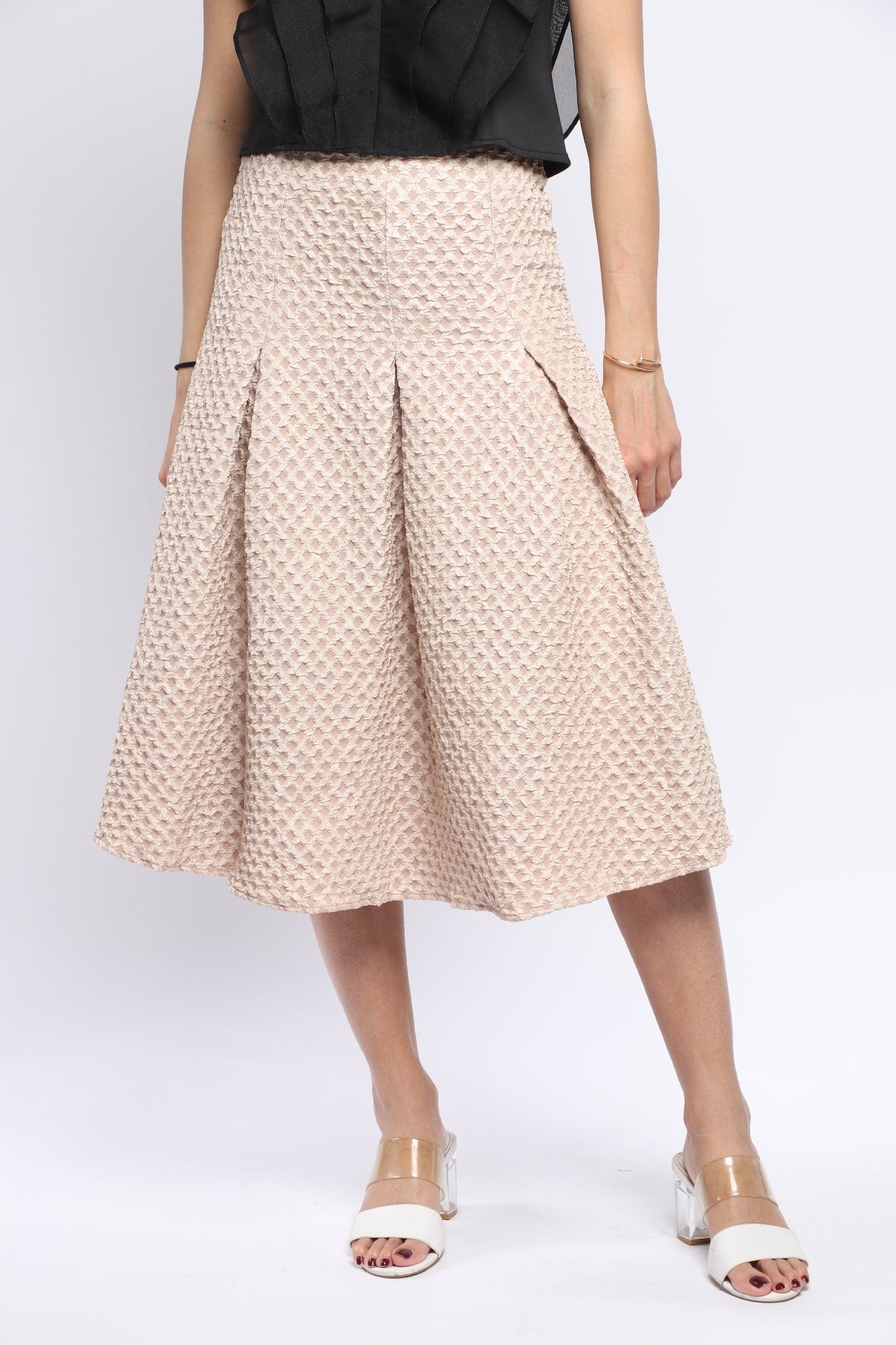 نتشي تنورة ميدي سادة بخصر عالي بكسرات