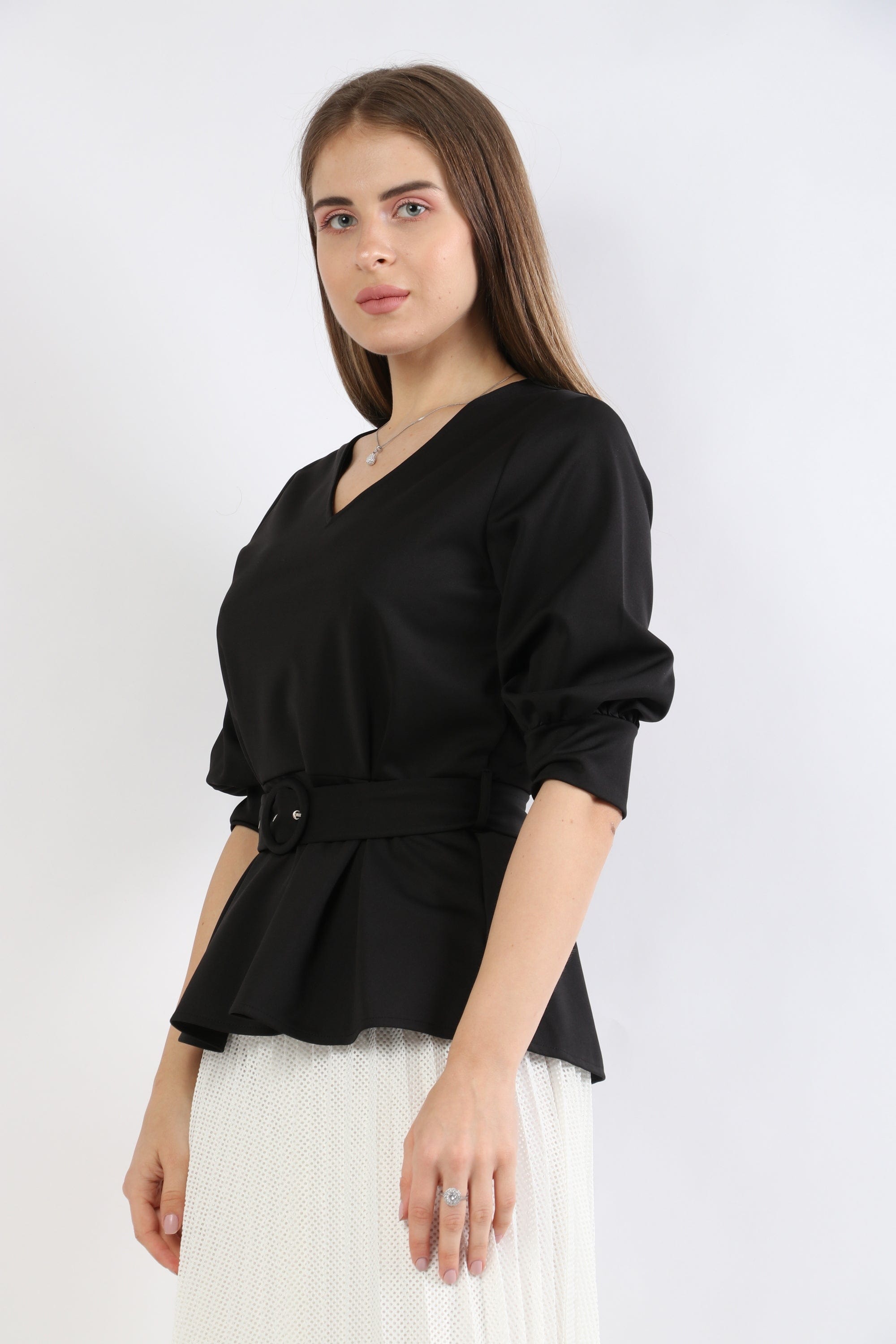 نتشي بلوزة حريرية ملحقة بحزام