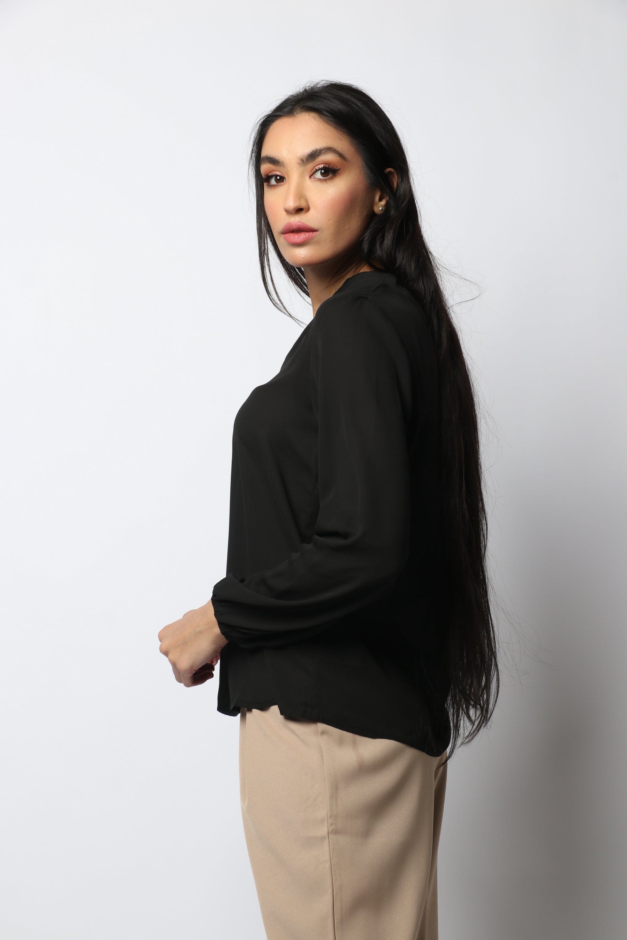 نتشي بلوزة سبعة سادة كم طويل نسائي