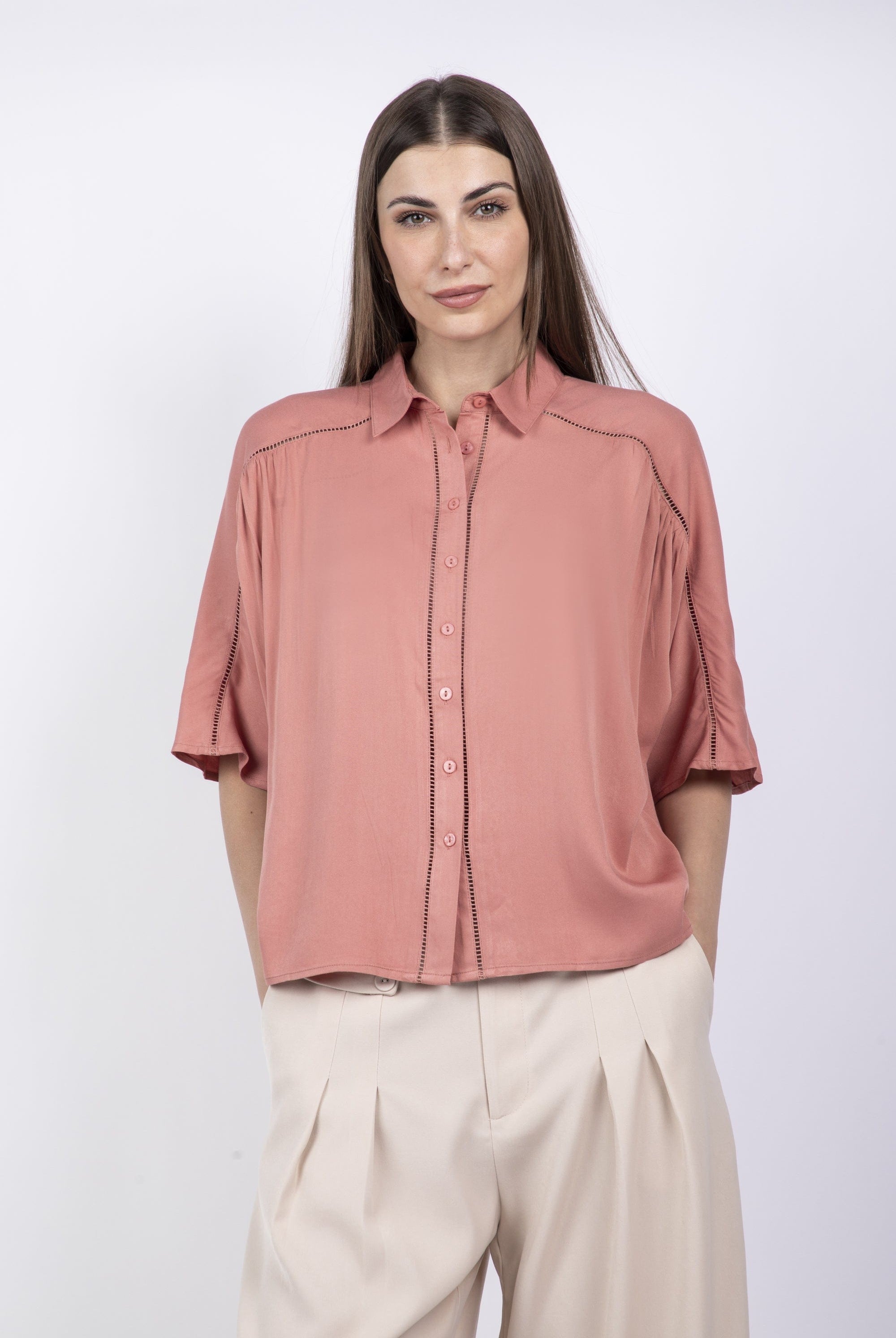 نتشي قميص سادة 3/4 كم أزرار أمامية نسائي