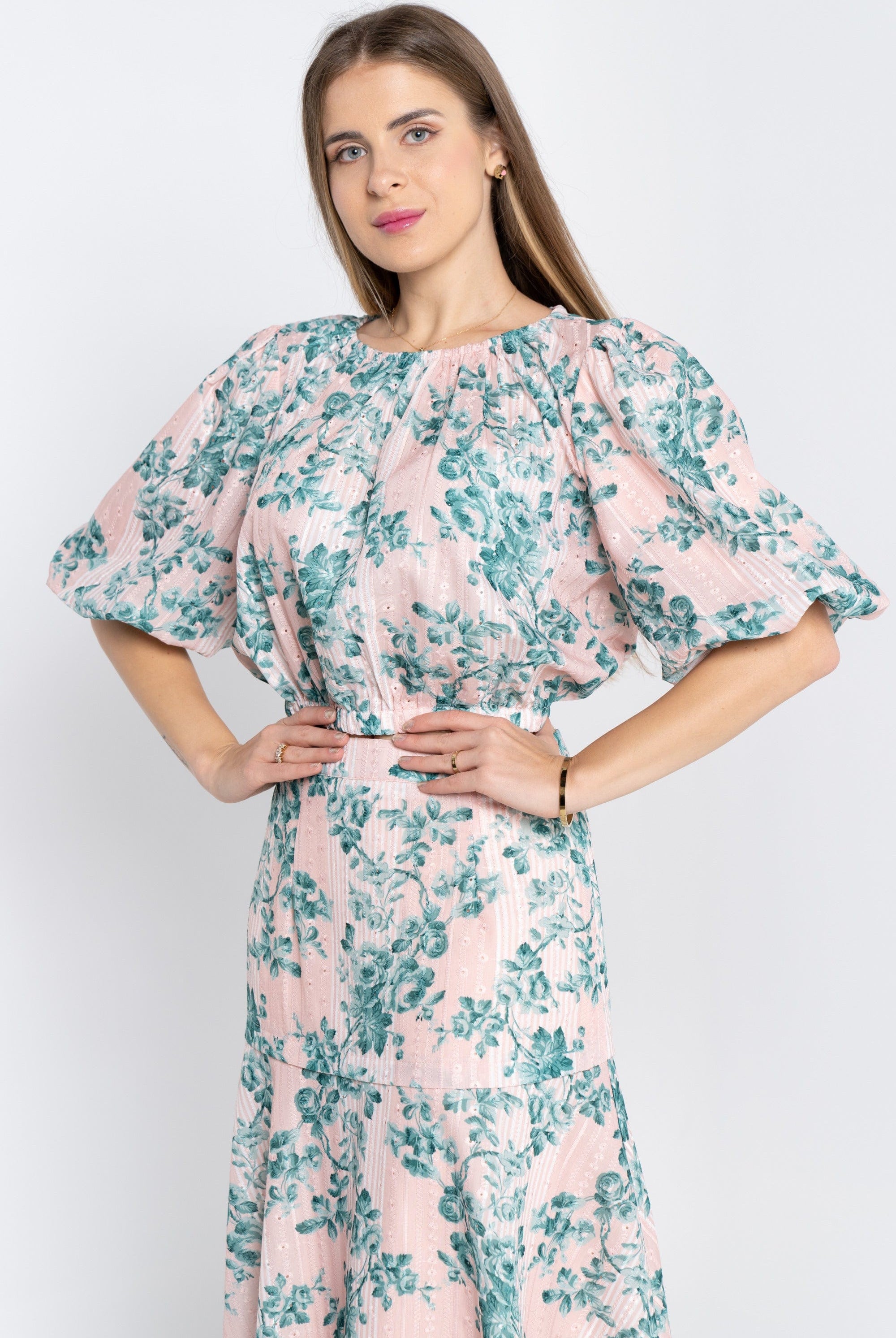 نتشي توب مشجر نص بطن 3/4 كم نسائي