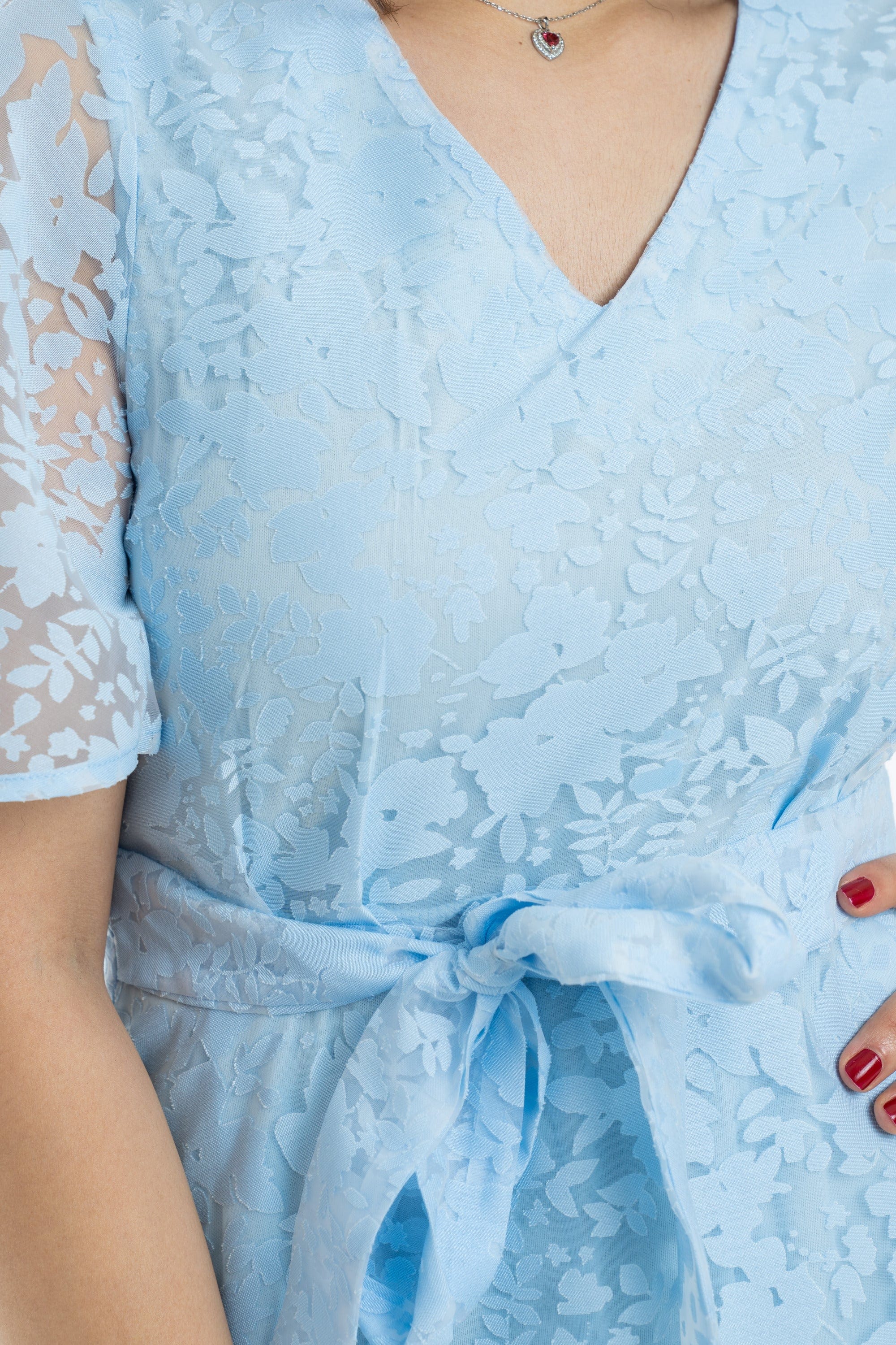 نتشي فستان نسائي ميدي نص كم شيفون