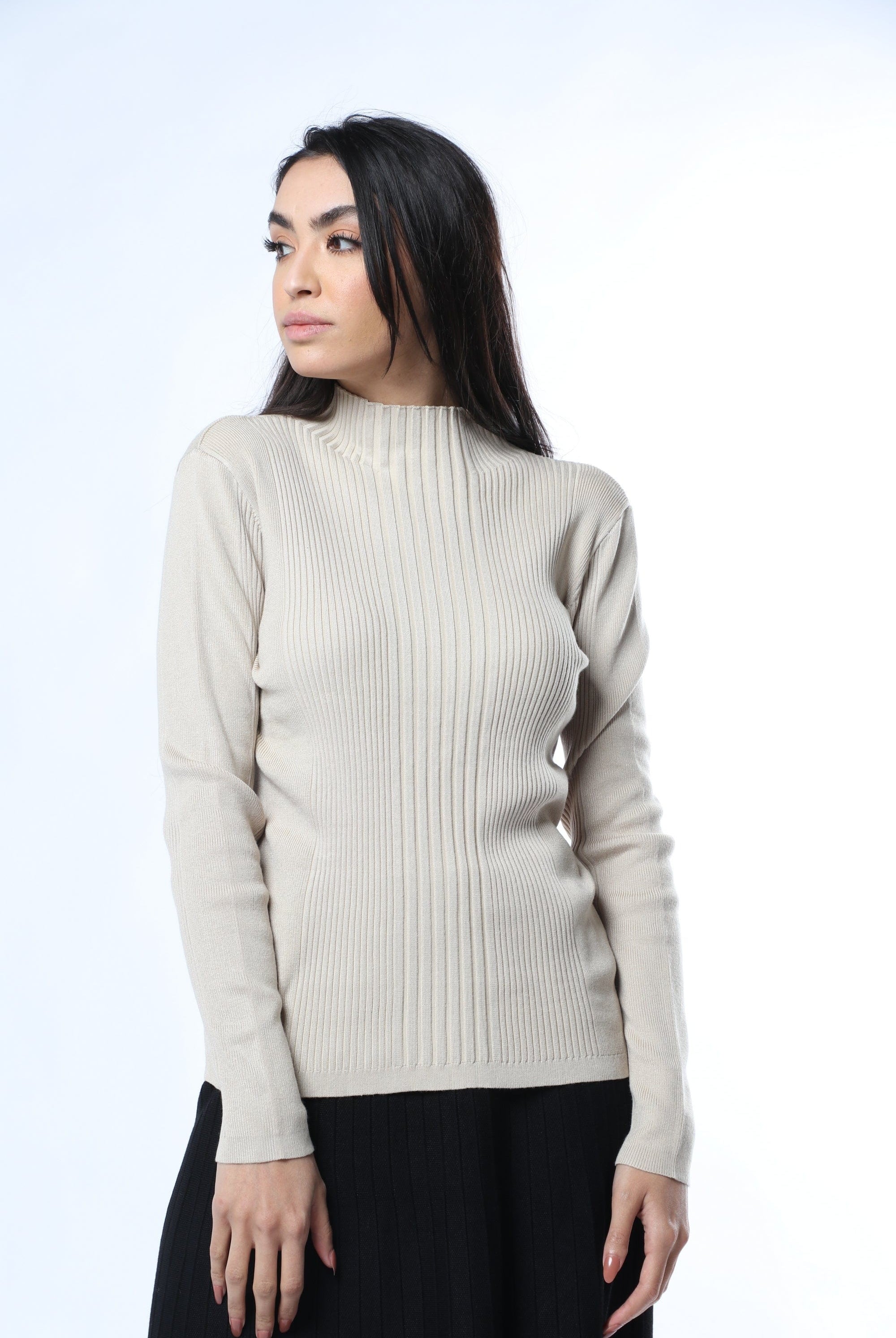 نتشي بلوزة قطن بأكمام طويلة بنص رقبة نسائي