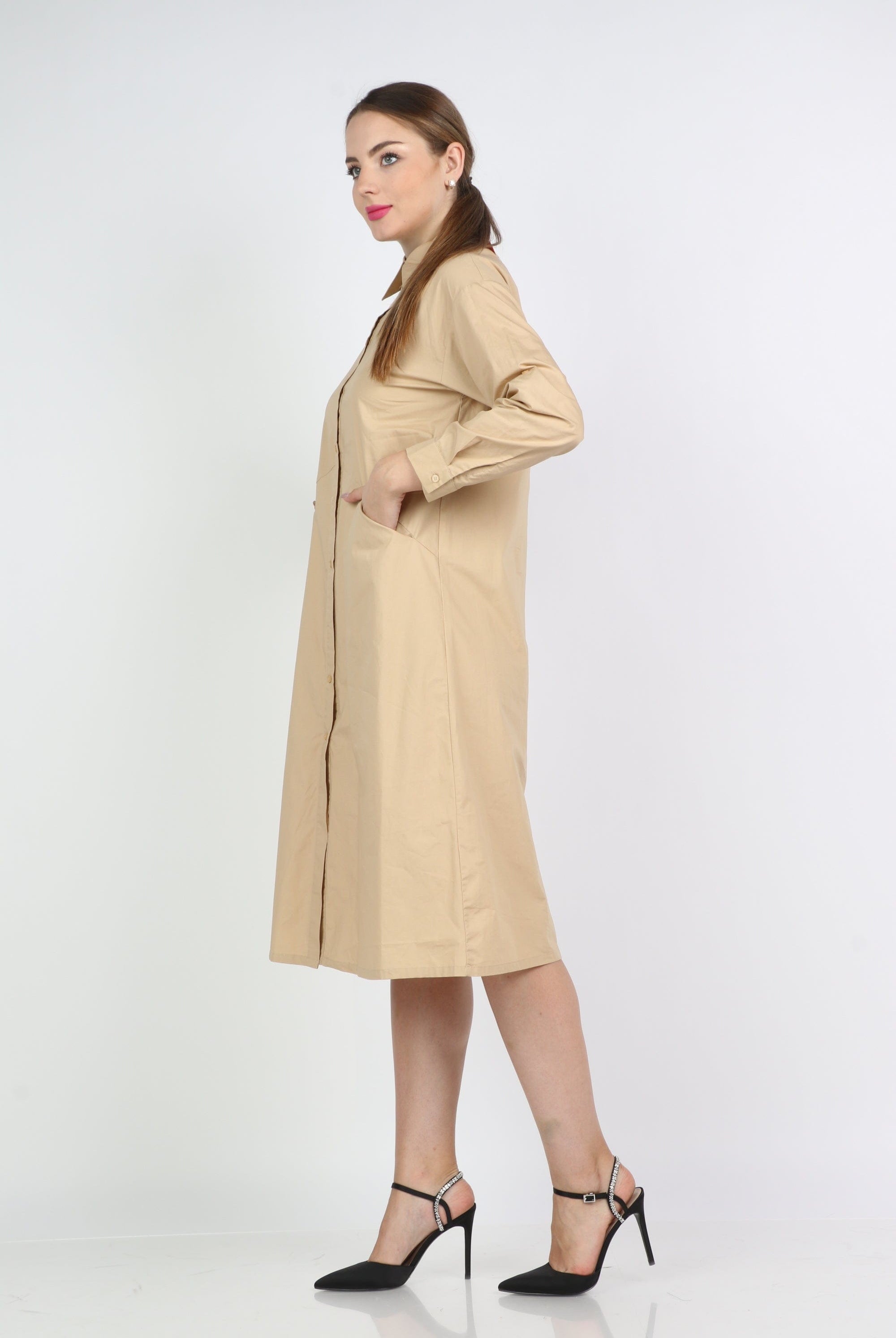 نتشي فستان ميدي بنمط قميص بجيوب بأكمام طويلة