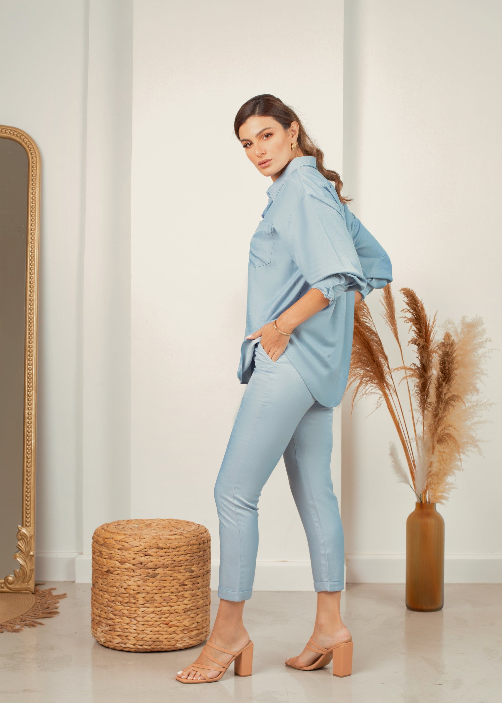 نتشي قميص كلاسيك رسمي سادة كم طويل نسائي