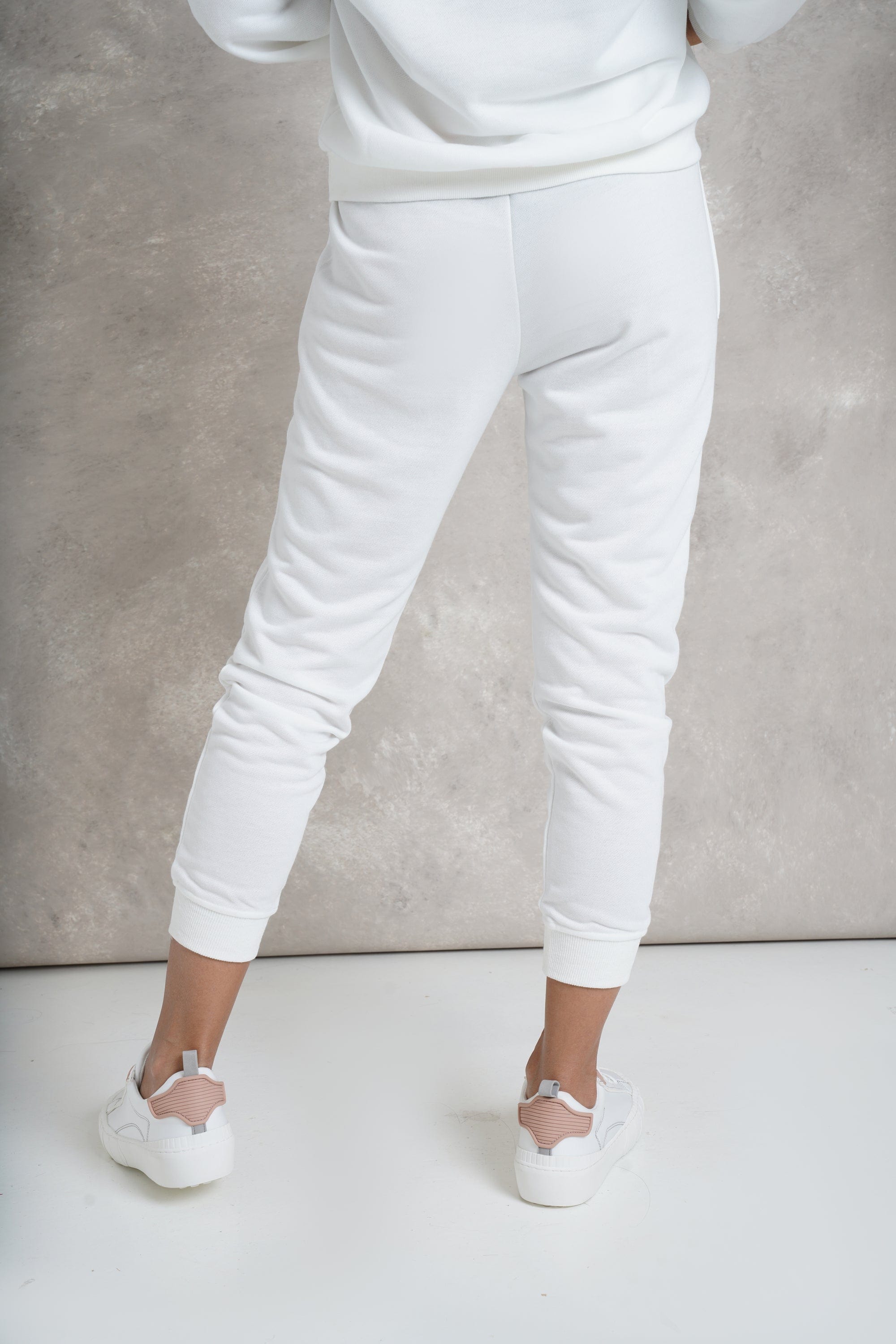 نتشي بنطلون كاجوال ضيق من أسفل برباط وجيوب نسائي أوف وايت