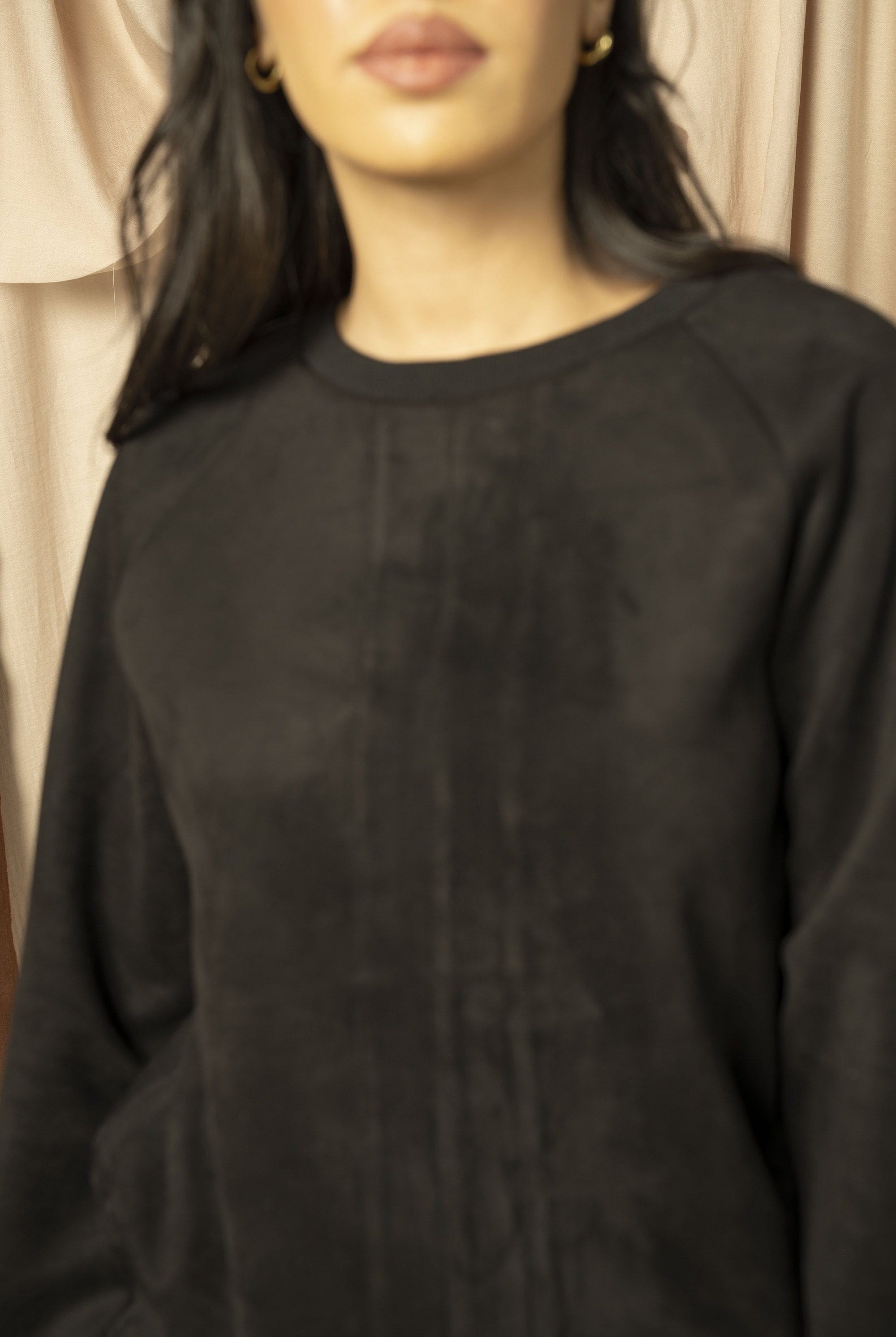 نتشي سويت شيرت سادة بأكمام نسائي