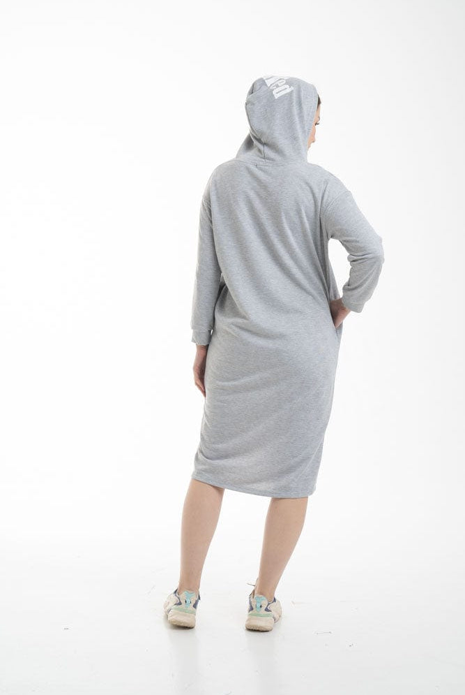 نتشي فستان ميدي بأكمام طويلة وجيب امامي ملحق بهودي