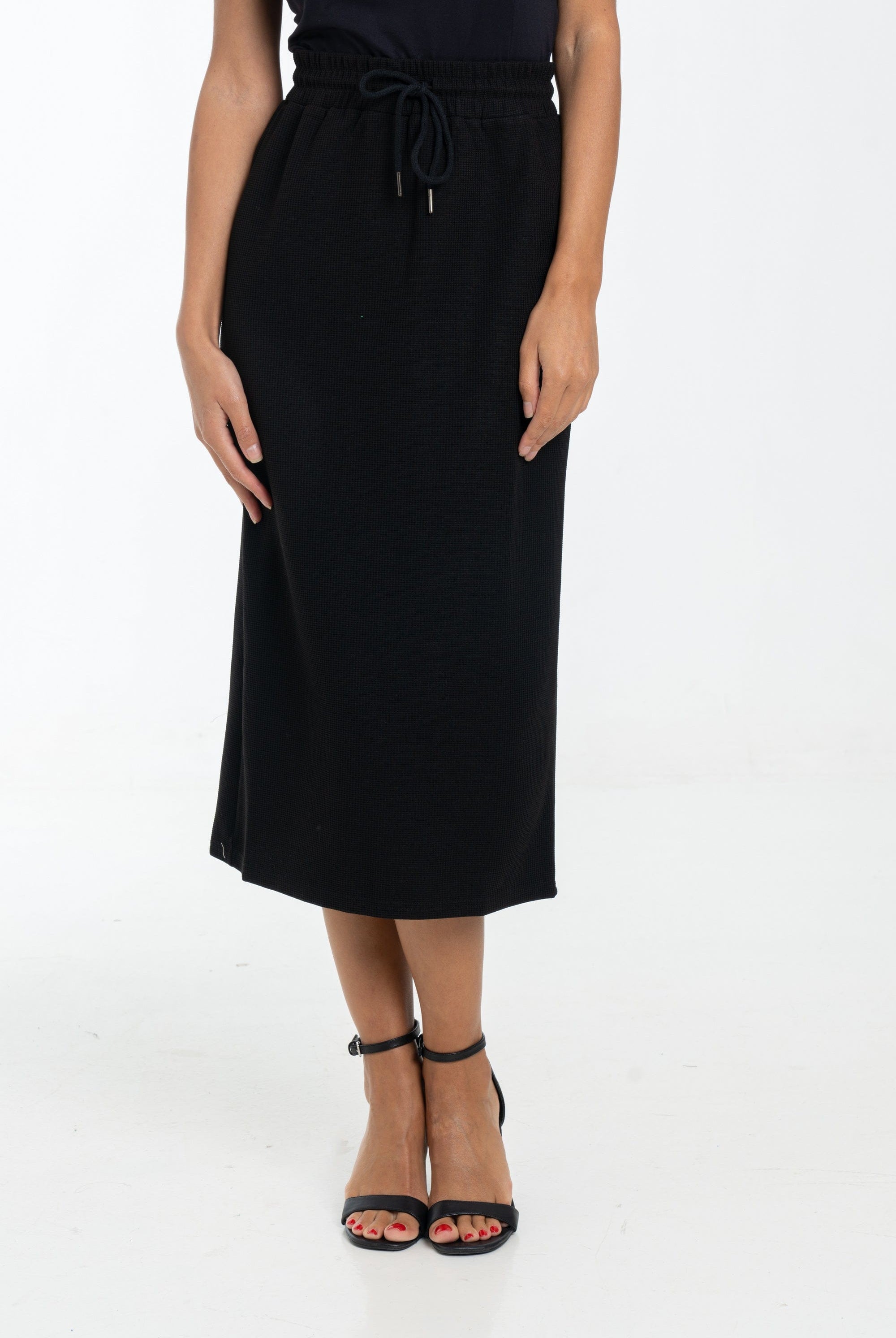 نتشي تنورة ميدي هاي وييست برباط